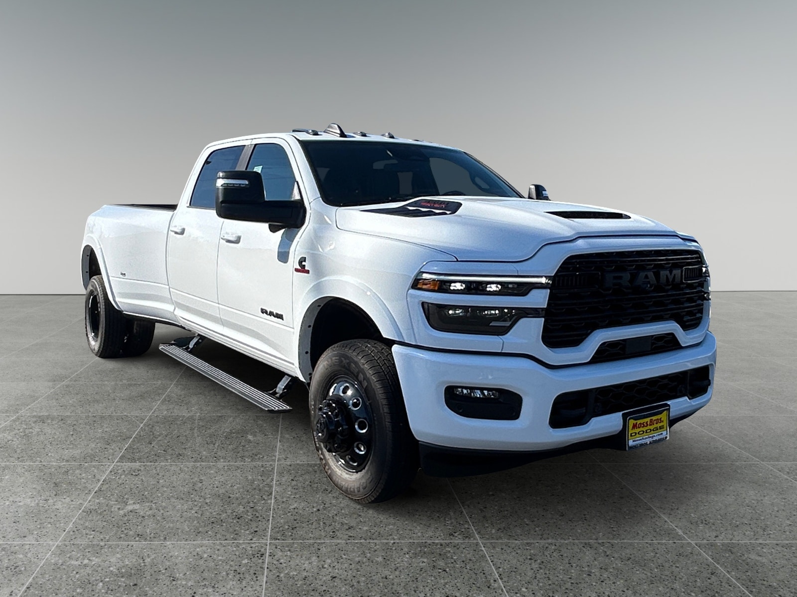 2026 RAM 3500 Limited - Photo 7