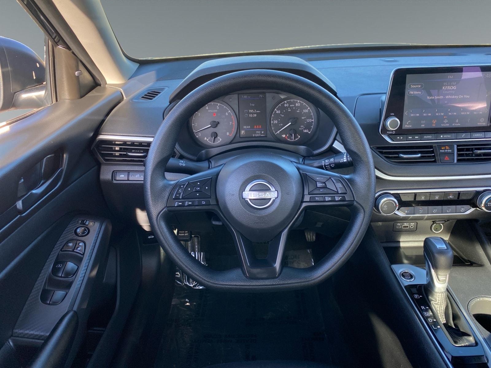 2025 Nissan Altima S - Photo 12