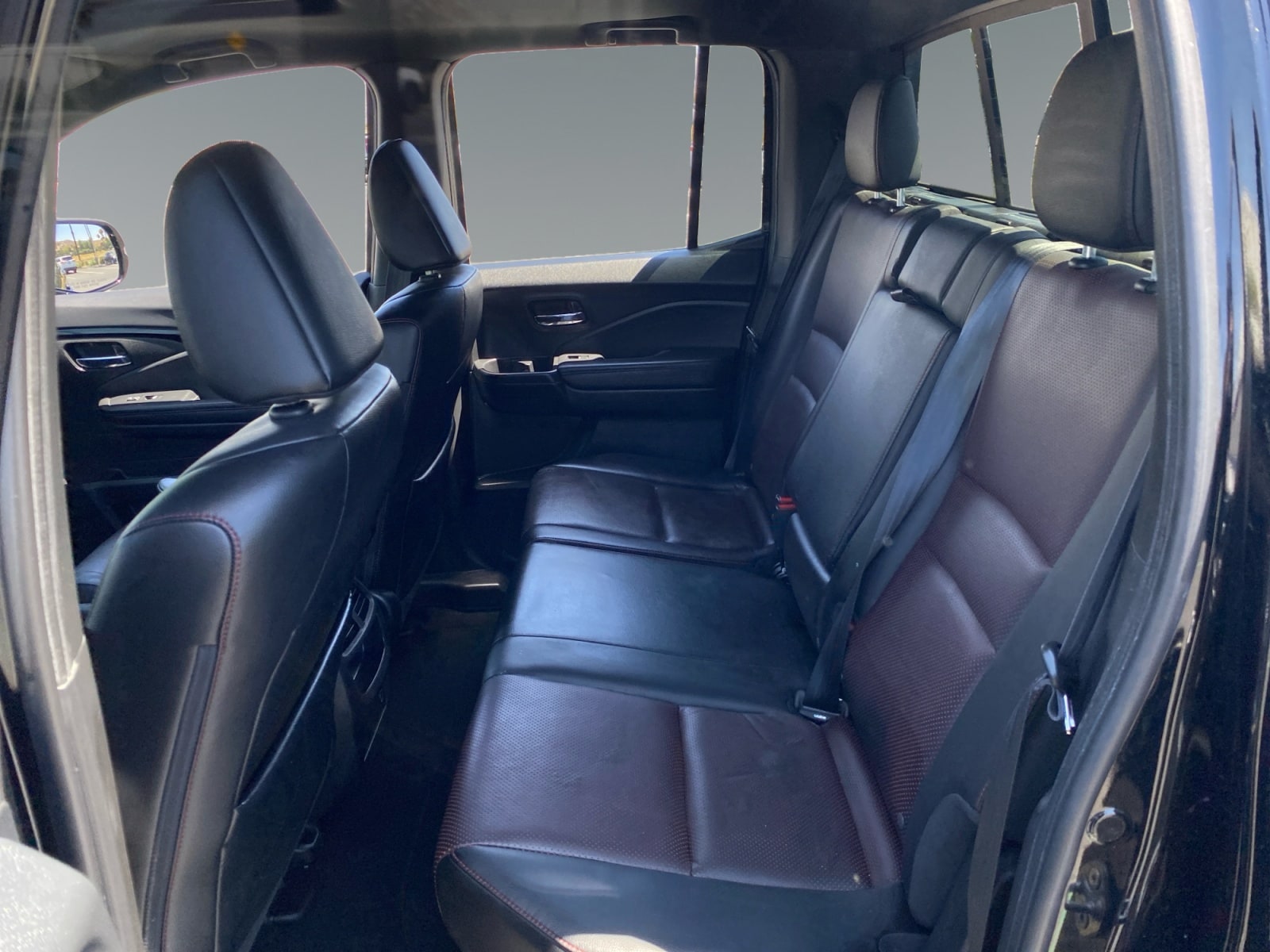 2020 Honda Ridgeline Black Edition - Photo 13