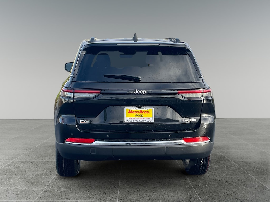 New 2026 Jeep Grand Cherokee LAREDO 4X2 Sport Utility