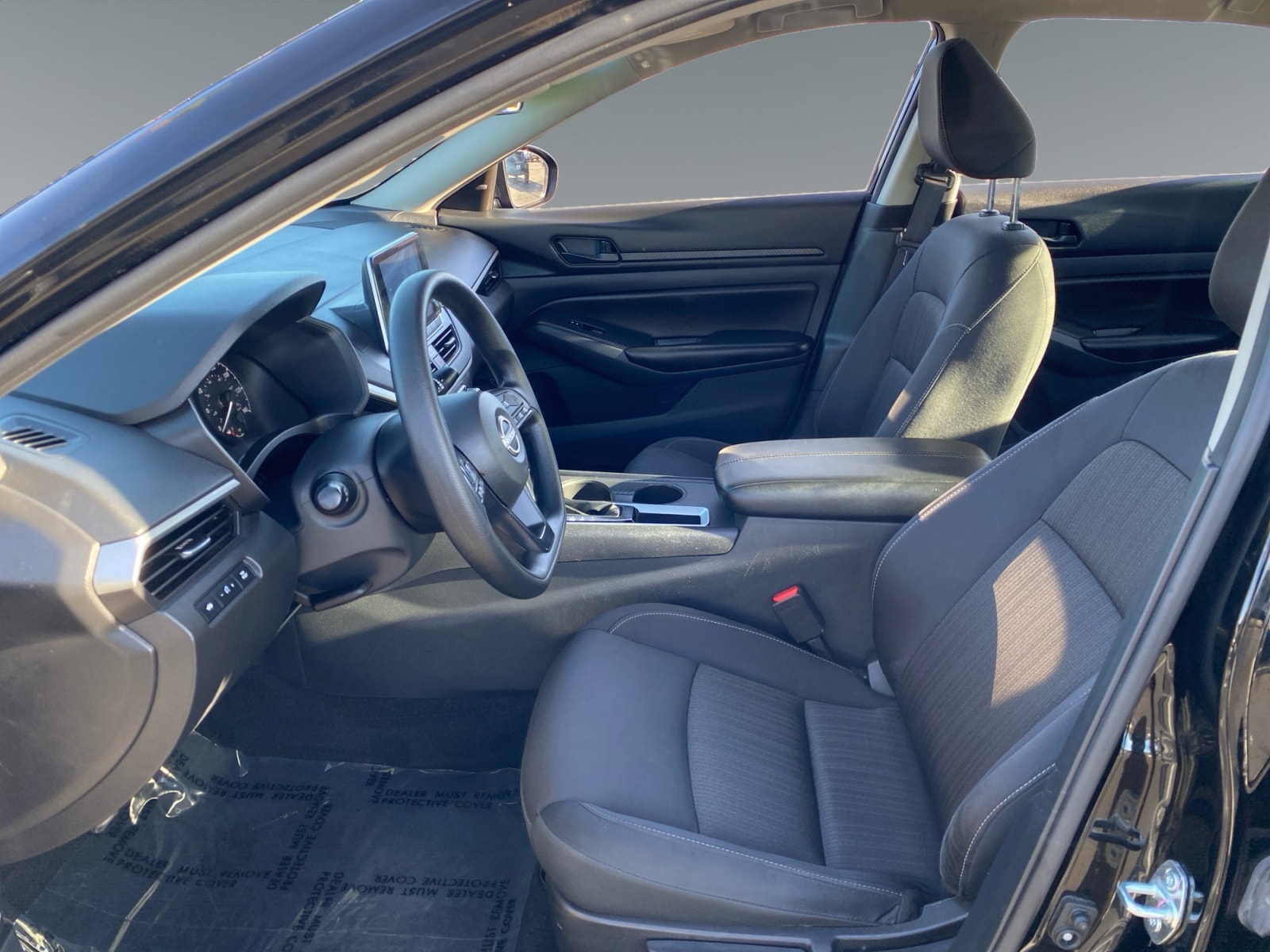 2025 Nissan Altima S - Photo 9