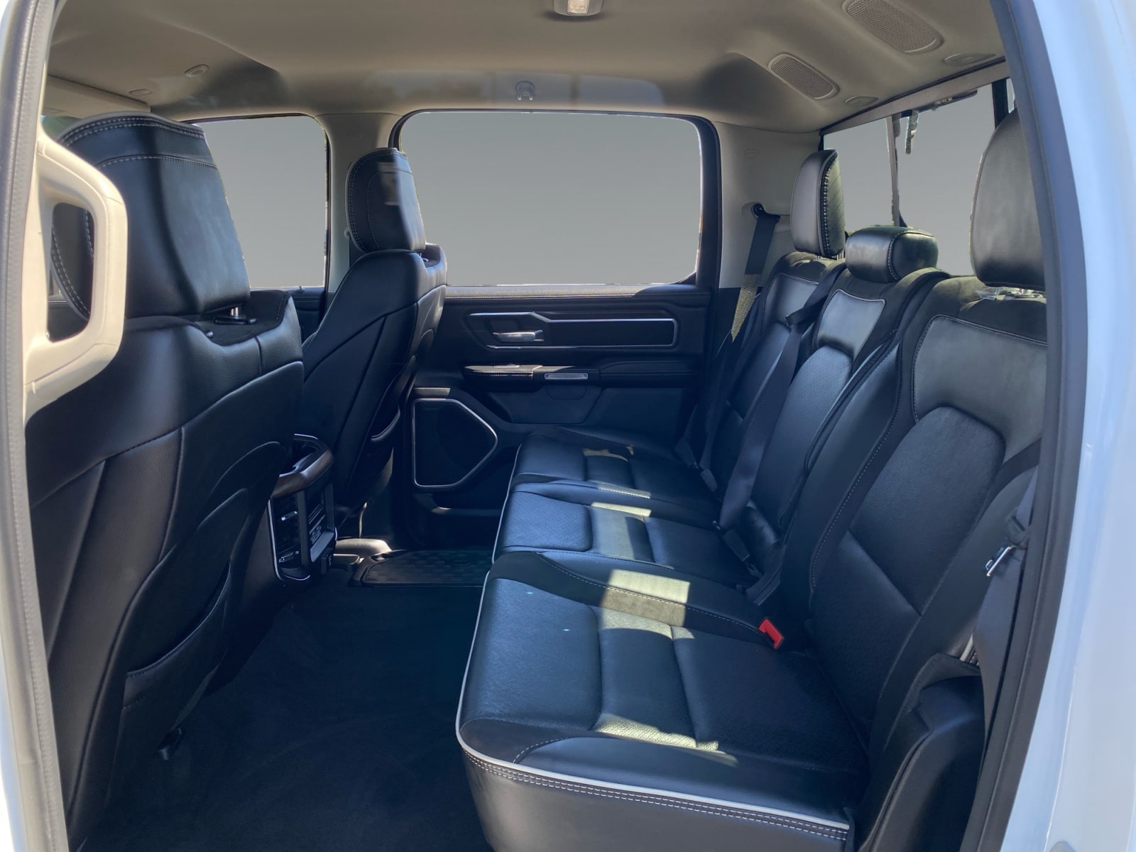 2022 RAM Ram 1500 Pickup Laramie - Photo 12