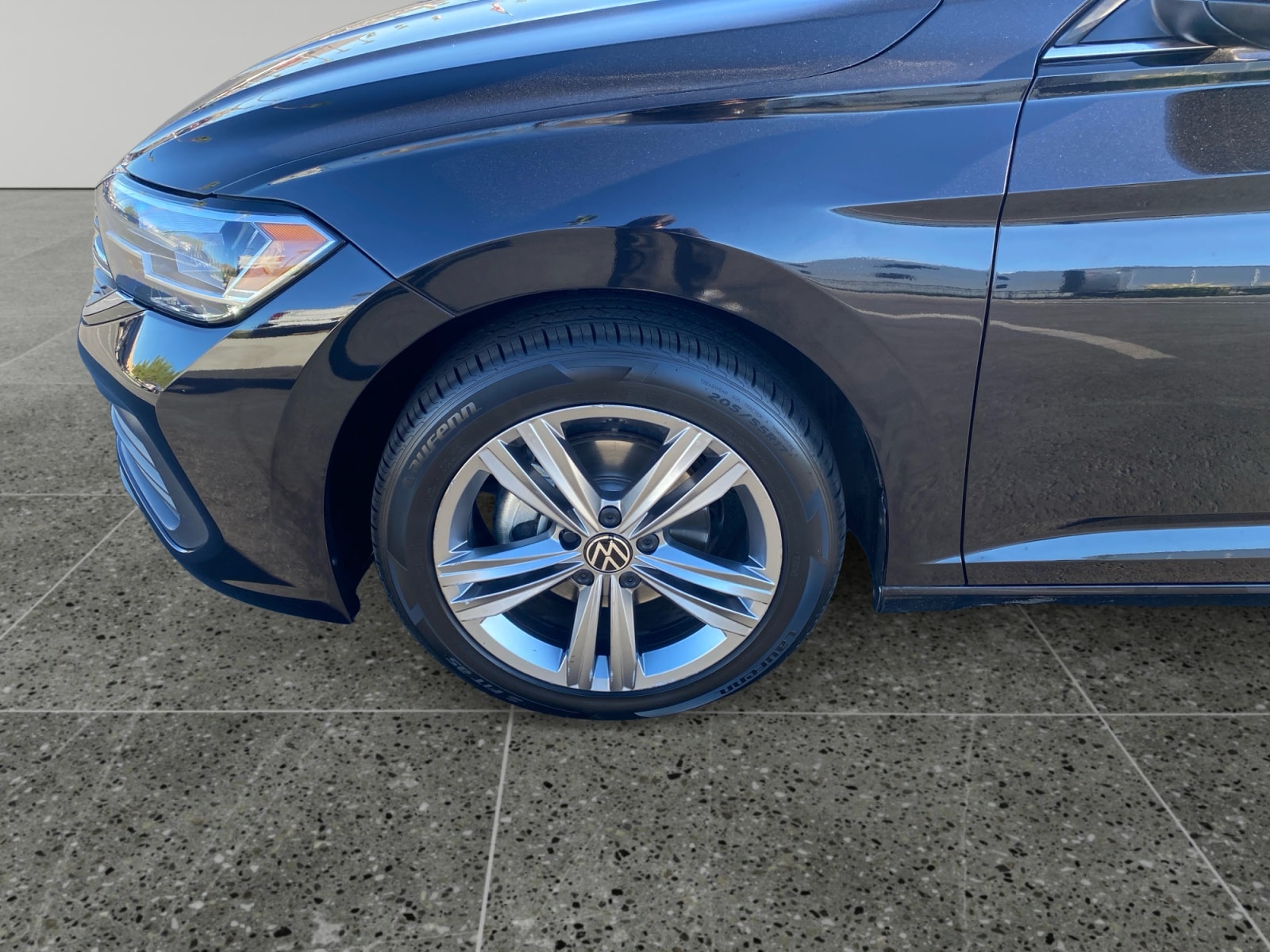 2024 Volkswagen Jetta SE - Photo 14