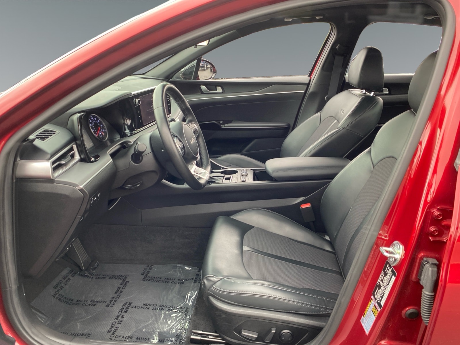 2024 Kia K5 GT-Line - Photo 9