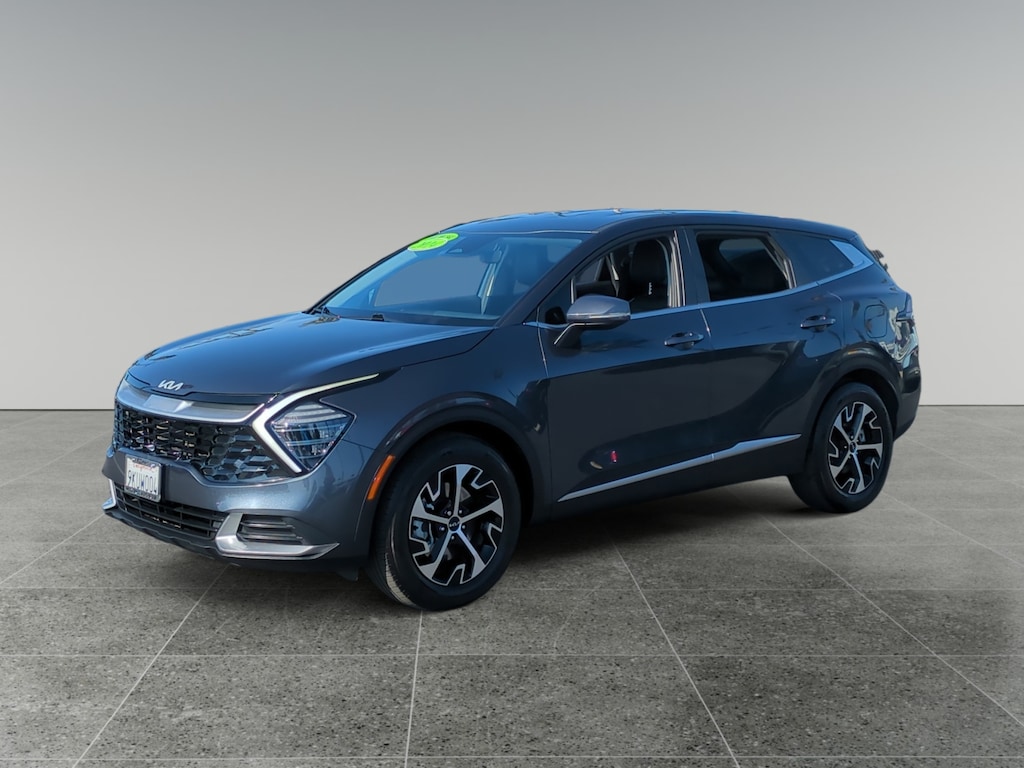 Used 2024 Kia Sportage EX SUV
