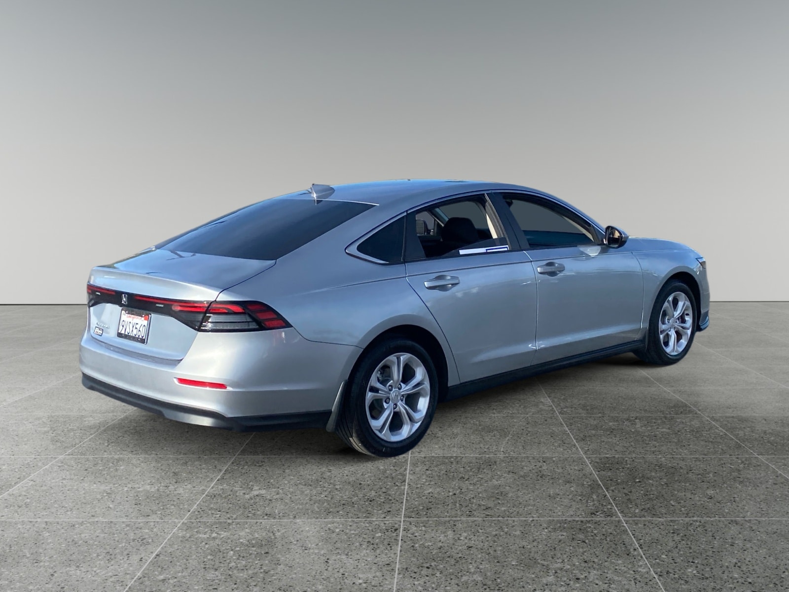 2025 Honda Accord LX photo 5