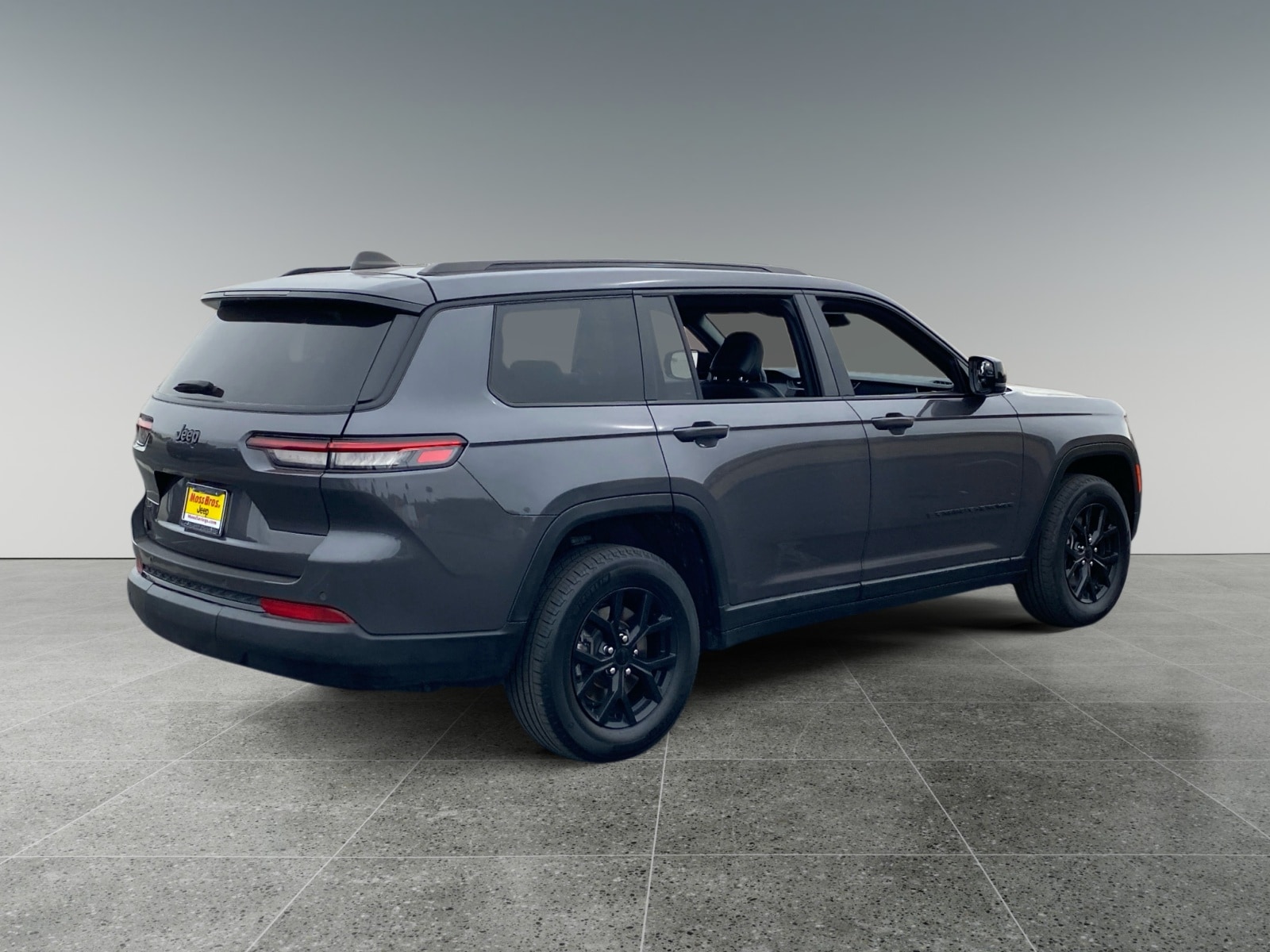 2024 Jeep Grand Cherokee L Laredo photo 5