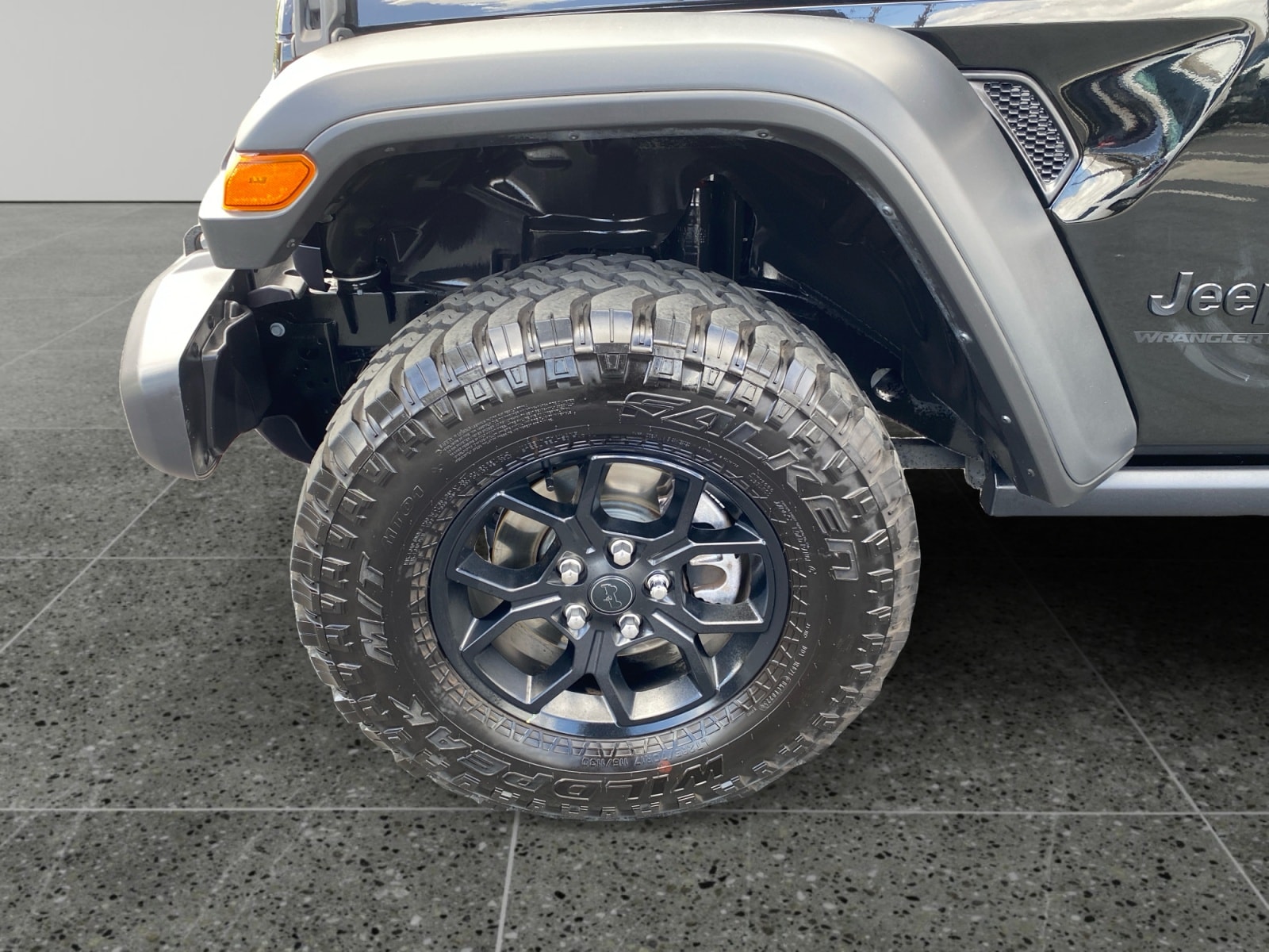 2025 Jeep Wrangler 4-Door Willys - Photo 14