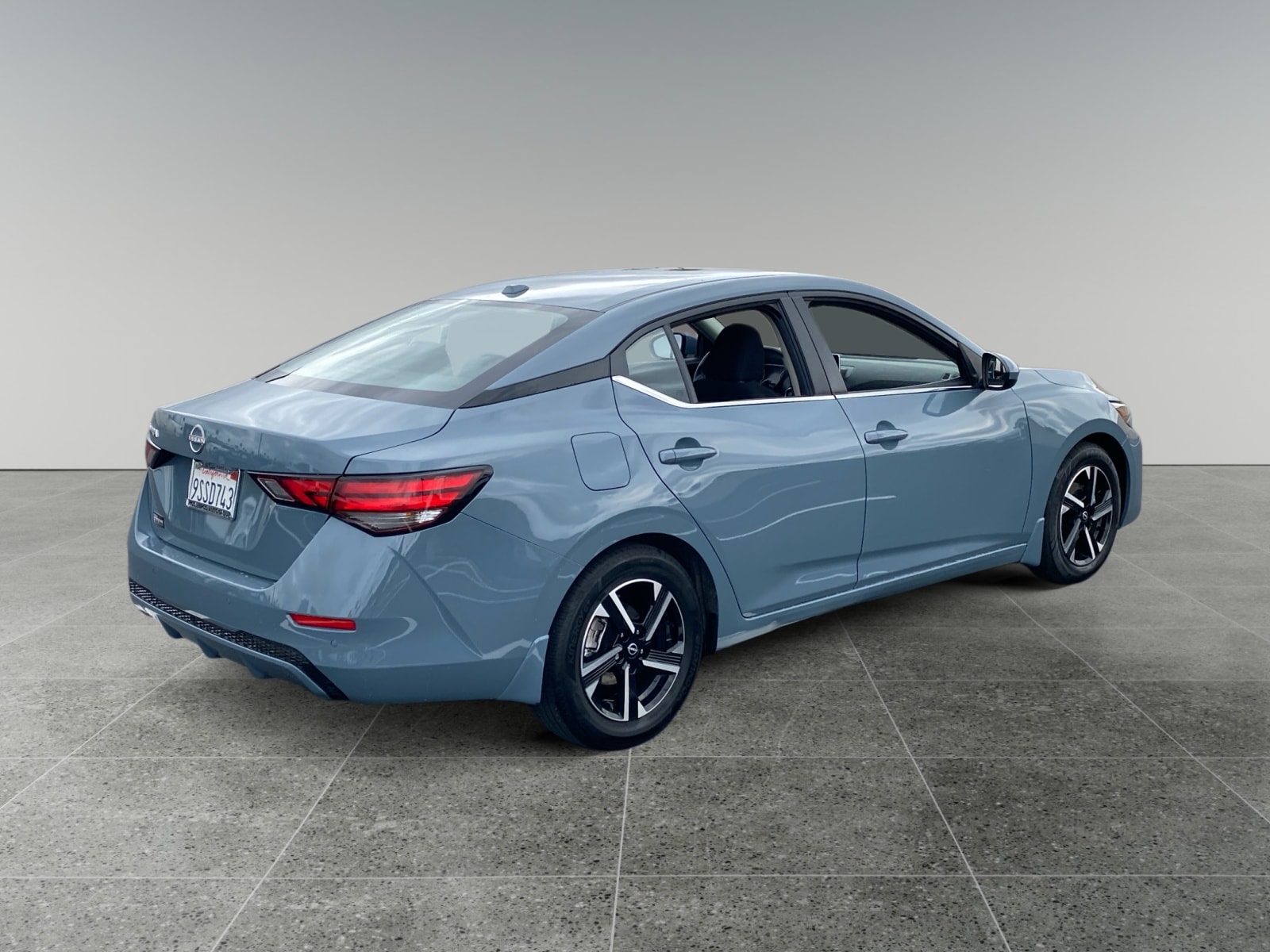 2025 Nissan Sentra SV photo 5