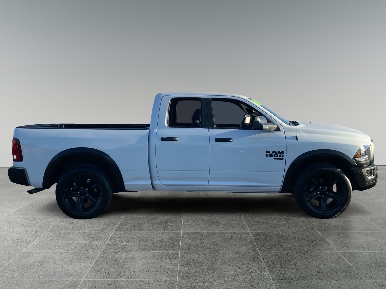 2021 Ram 1500 Classic SLT photo 6