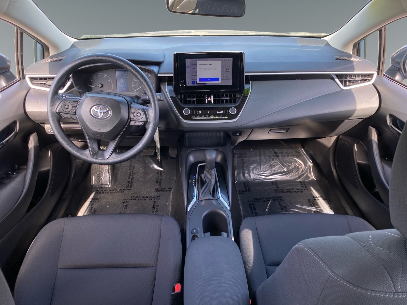 2025 Toyota Corolla LE - Photo 10