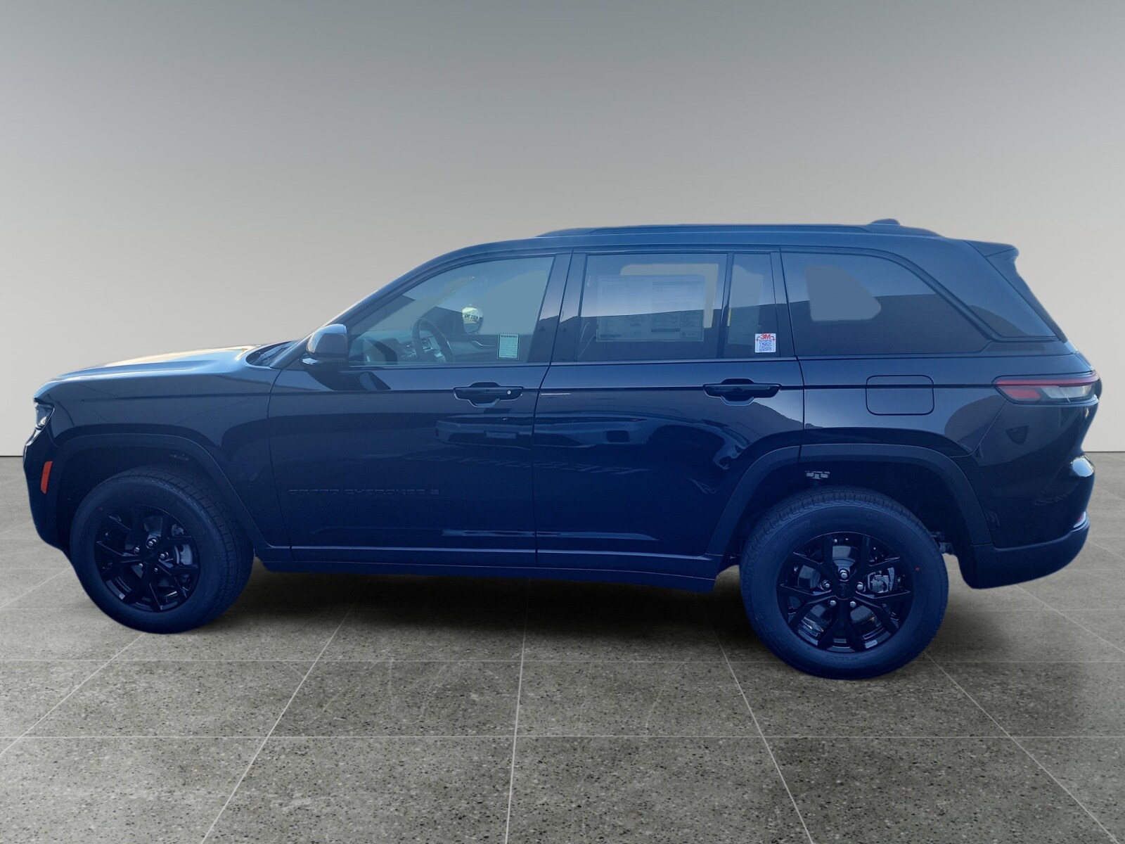 2025 Jeep Grand Cherokee Laredo Sport Altitude X photo 2