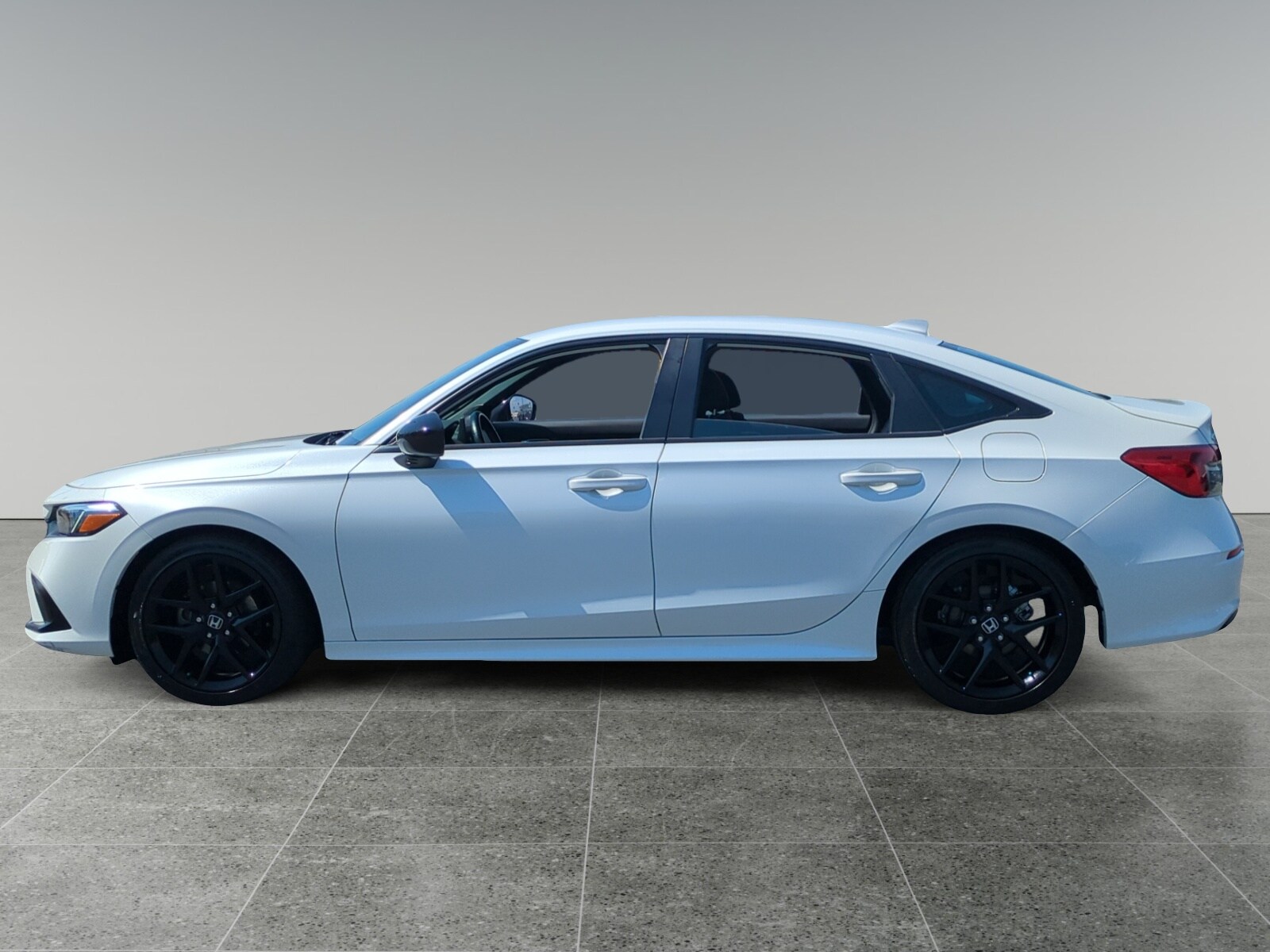 2022 Honda Civic Sport photo 2
