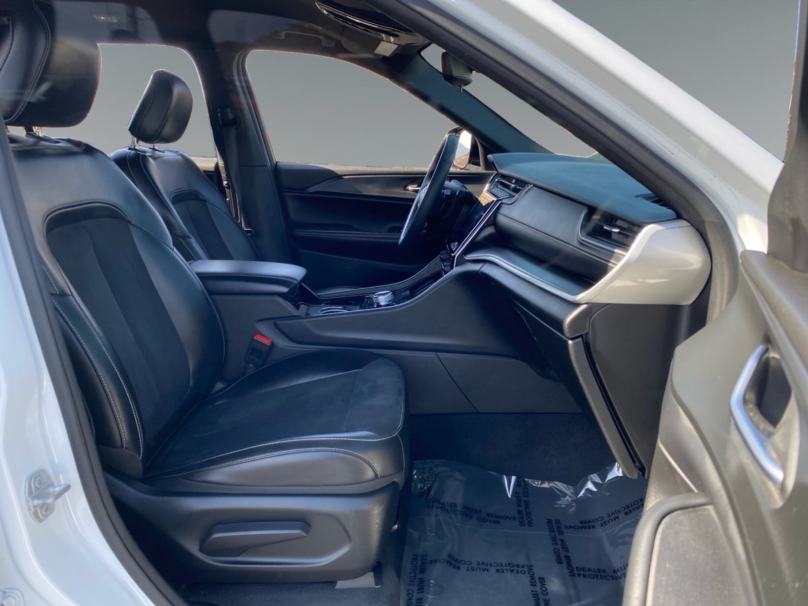 2023 Jeep Grand Cherokee L Altitude - Photo 15