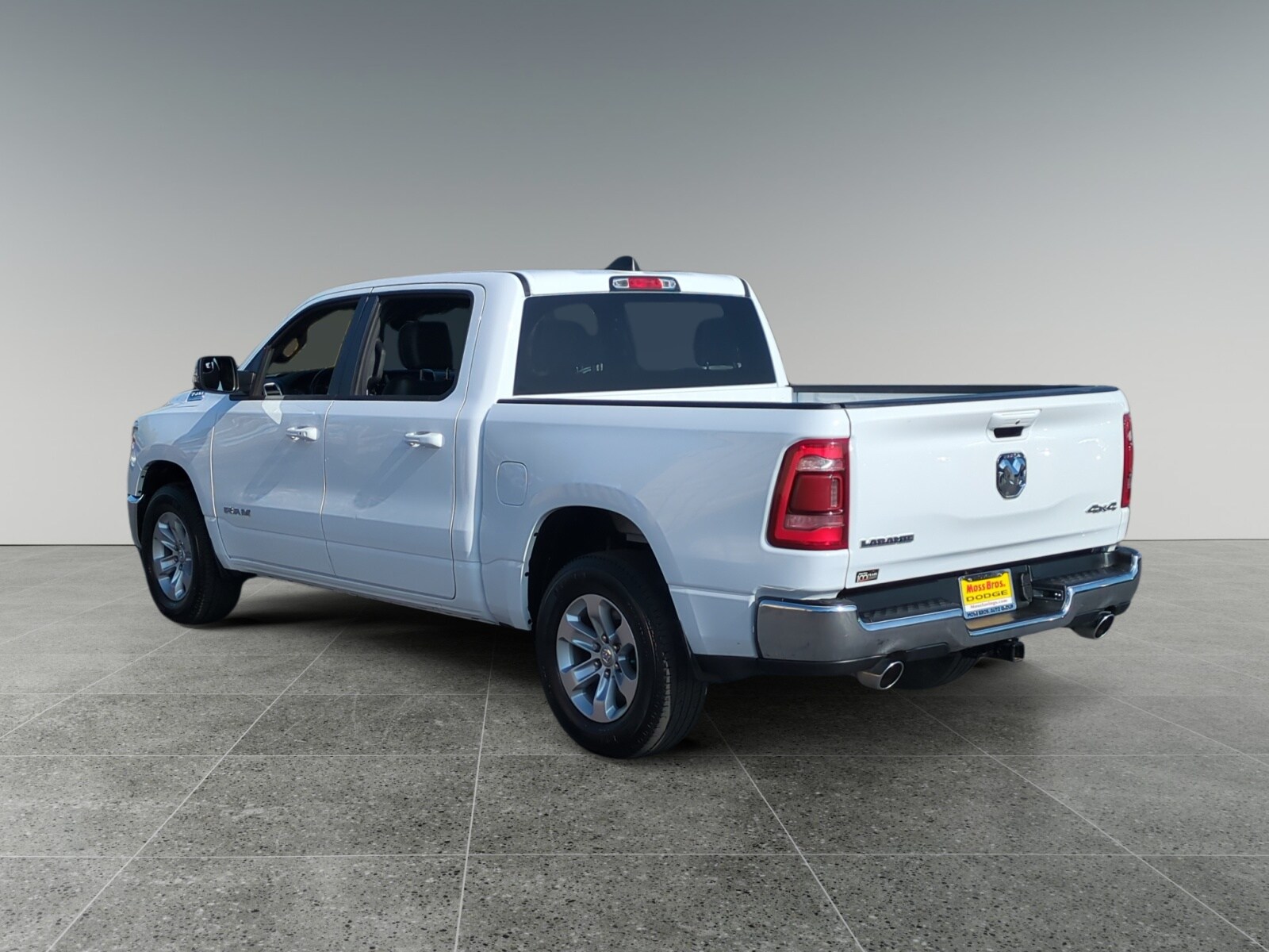 2023 Ram 1500 Laramie photo 3
