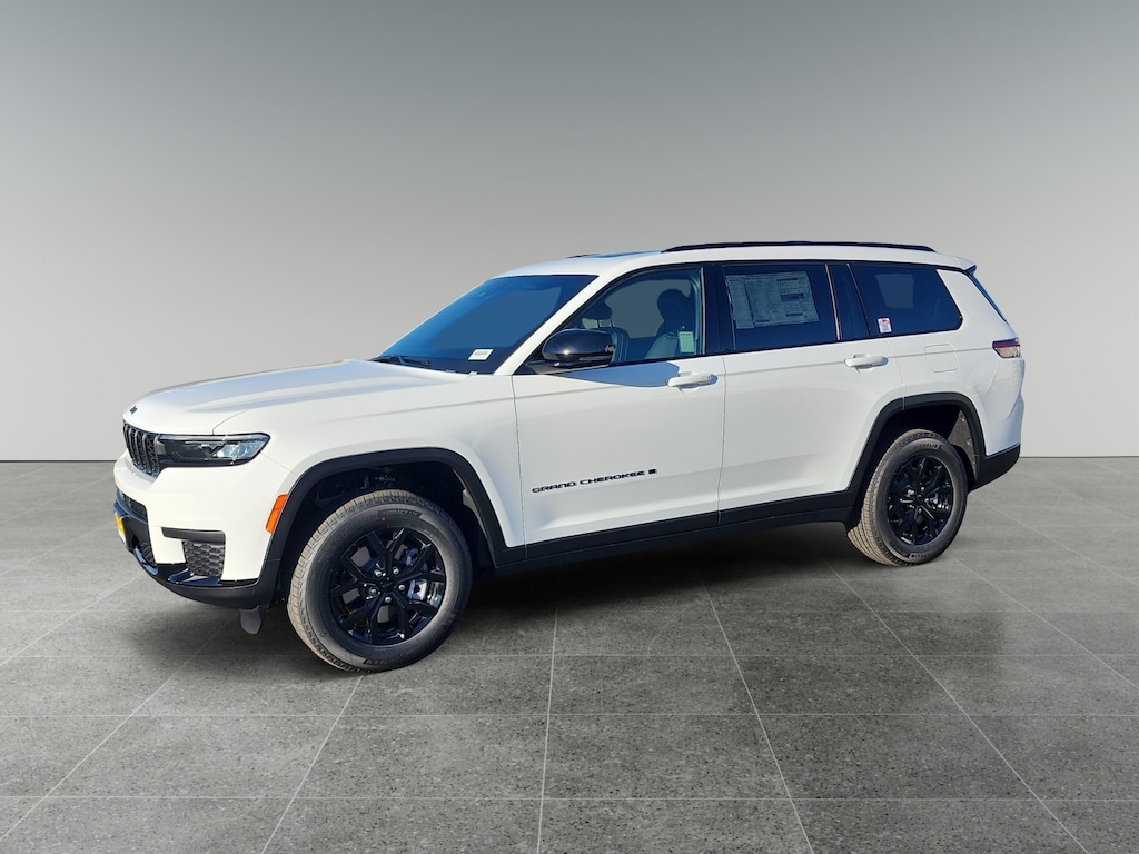 New 2025 Jeep Grand Cherokee L Laredo Sport Utility