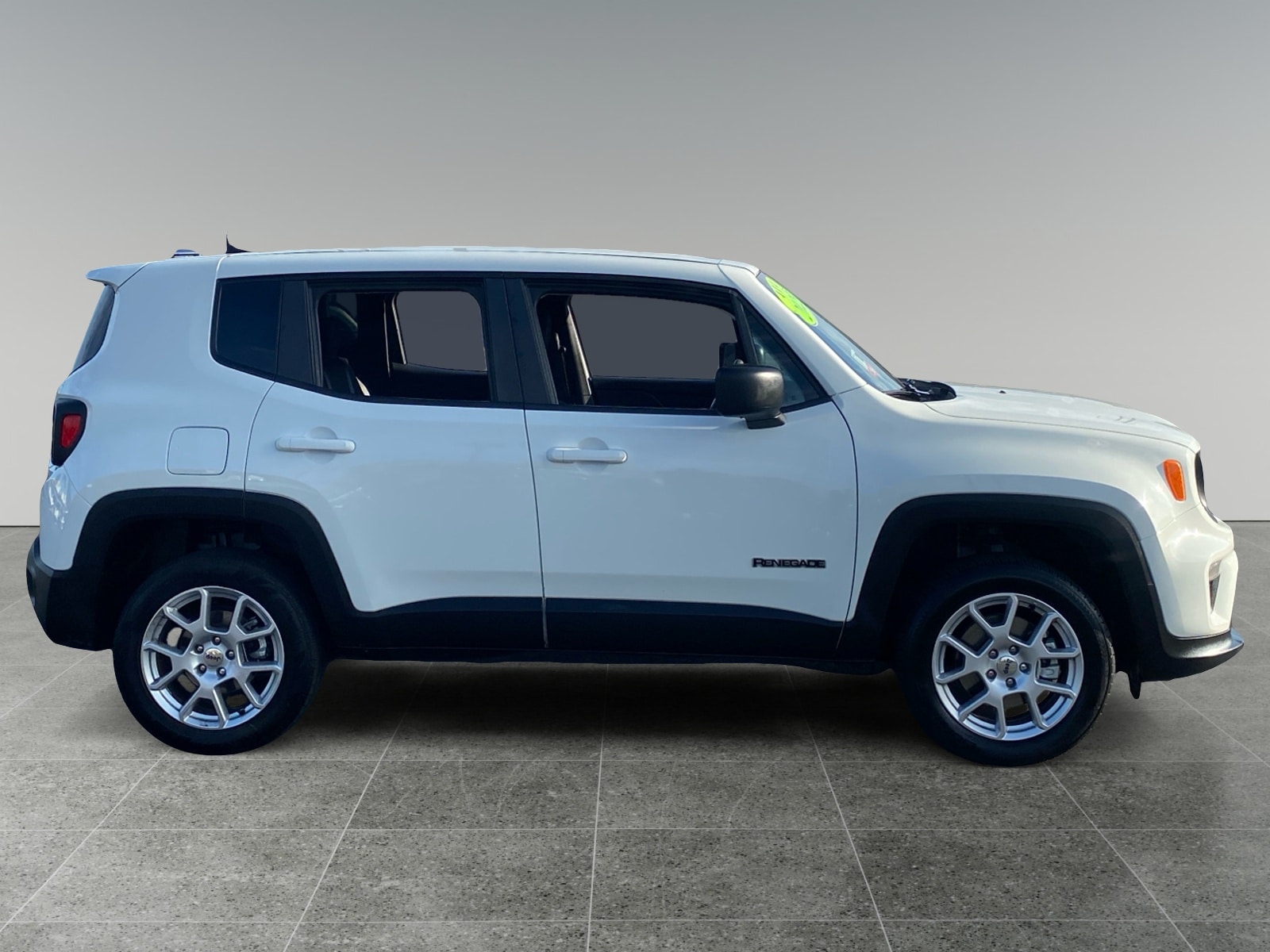 2023 Jeep Renegade Latitude - Photo 6