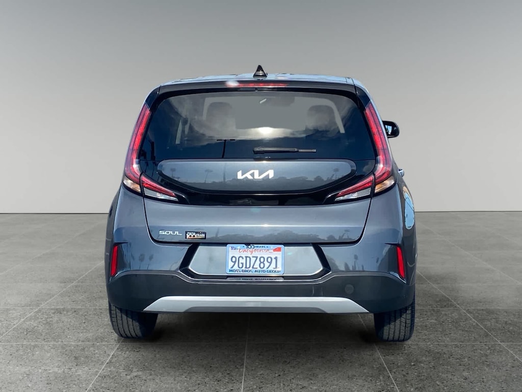 Used 2023 Kia Soul LX Hatchback