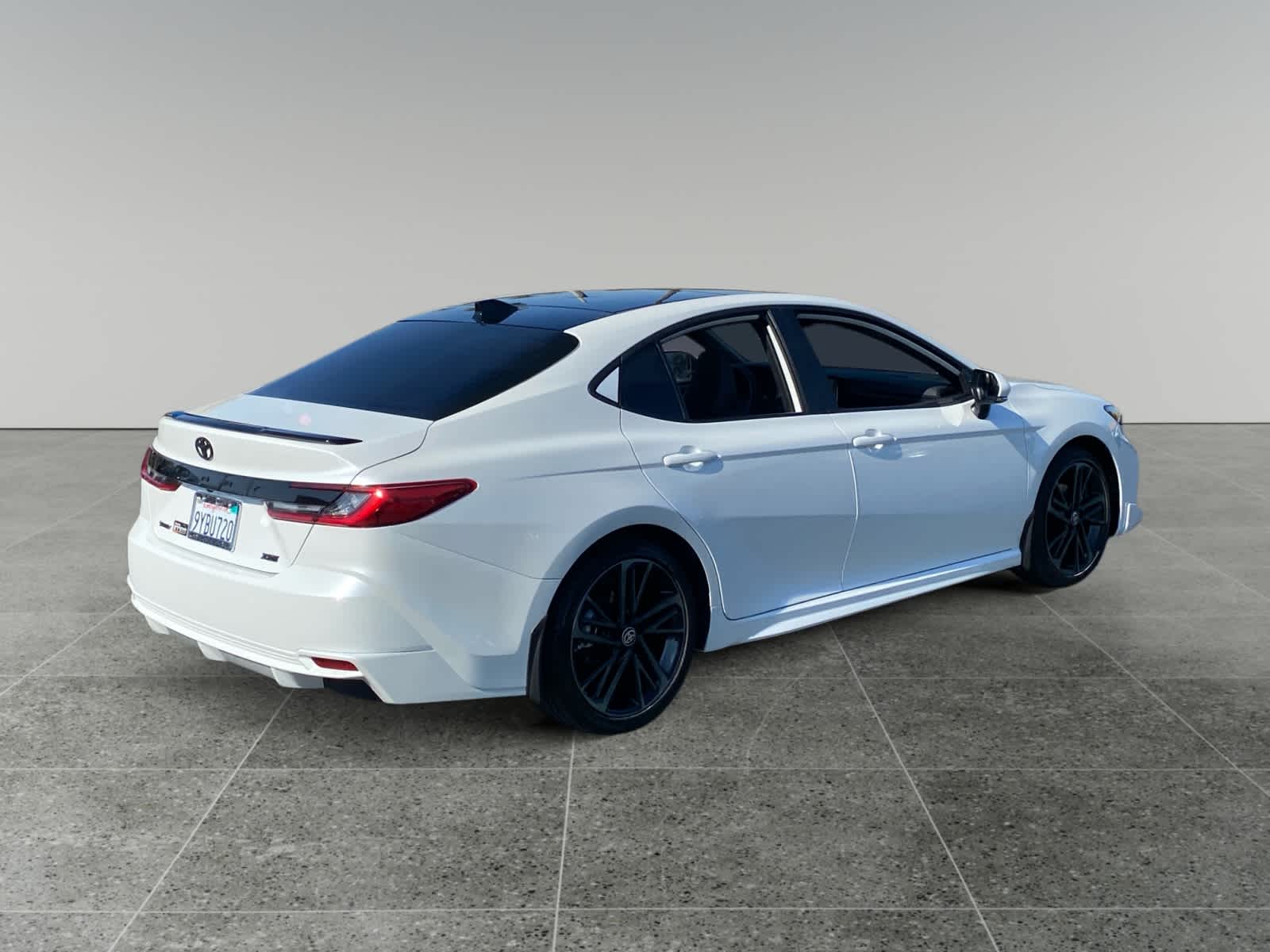 2026 Toyota Camry XSE - Photo 5