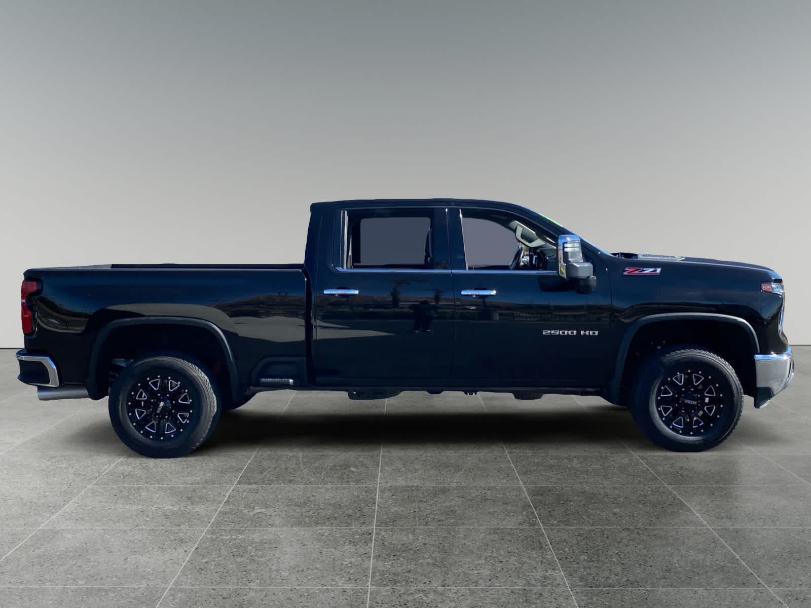 2024 Chevrolet Silverado 2500HD LTZ - Photo 6