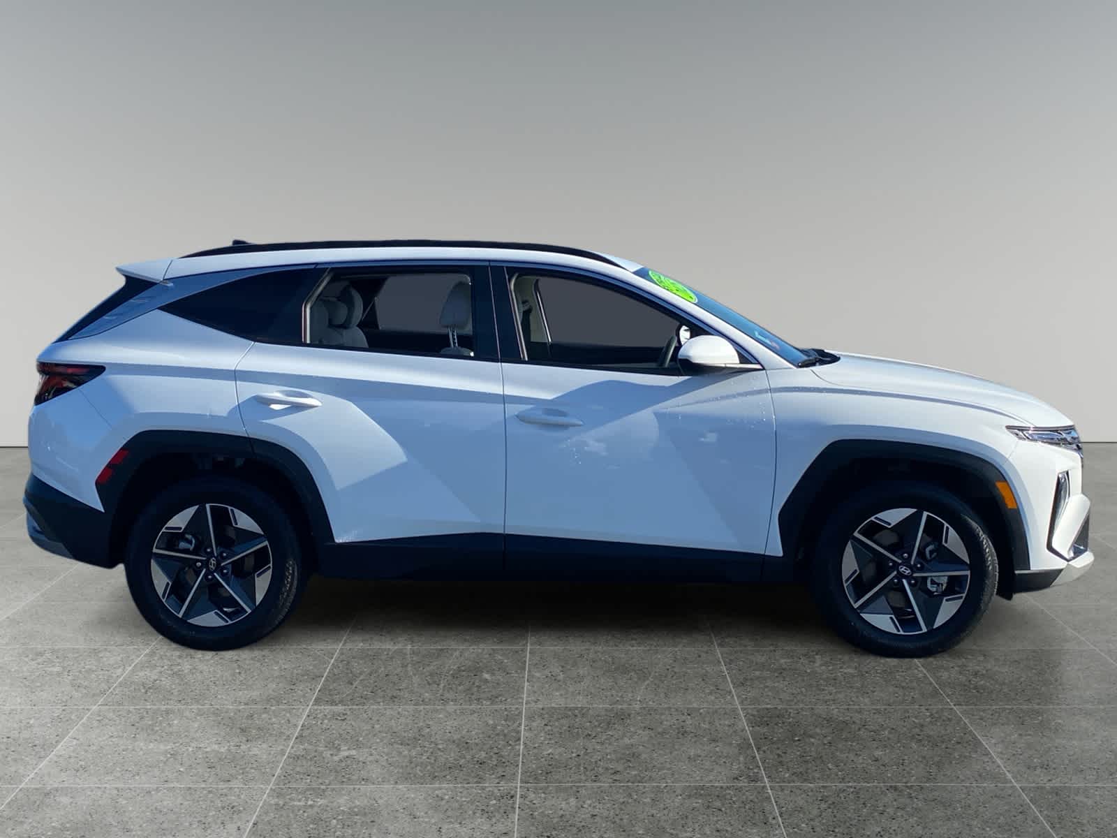 2025 Hyundai Tucson SEL - Photo 6