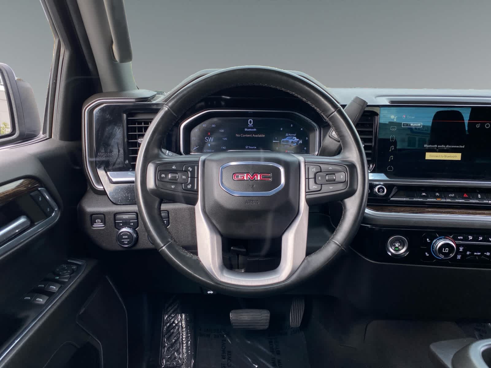 2024 GMC Sierra 1500 SLE - Photo 12