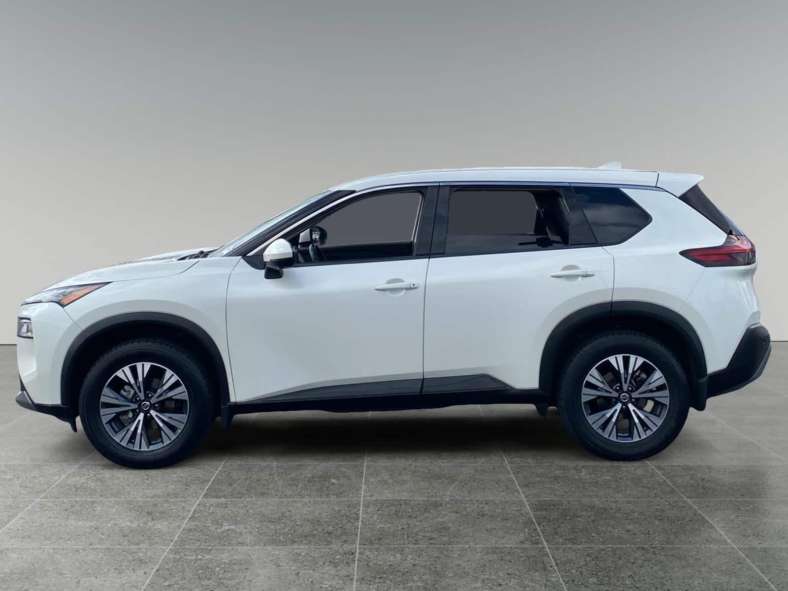 Used 2021 Nissan Rogue SV with VIN 5N1AT3BA8MC814271 for sale in Moreno Valley, CA