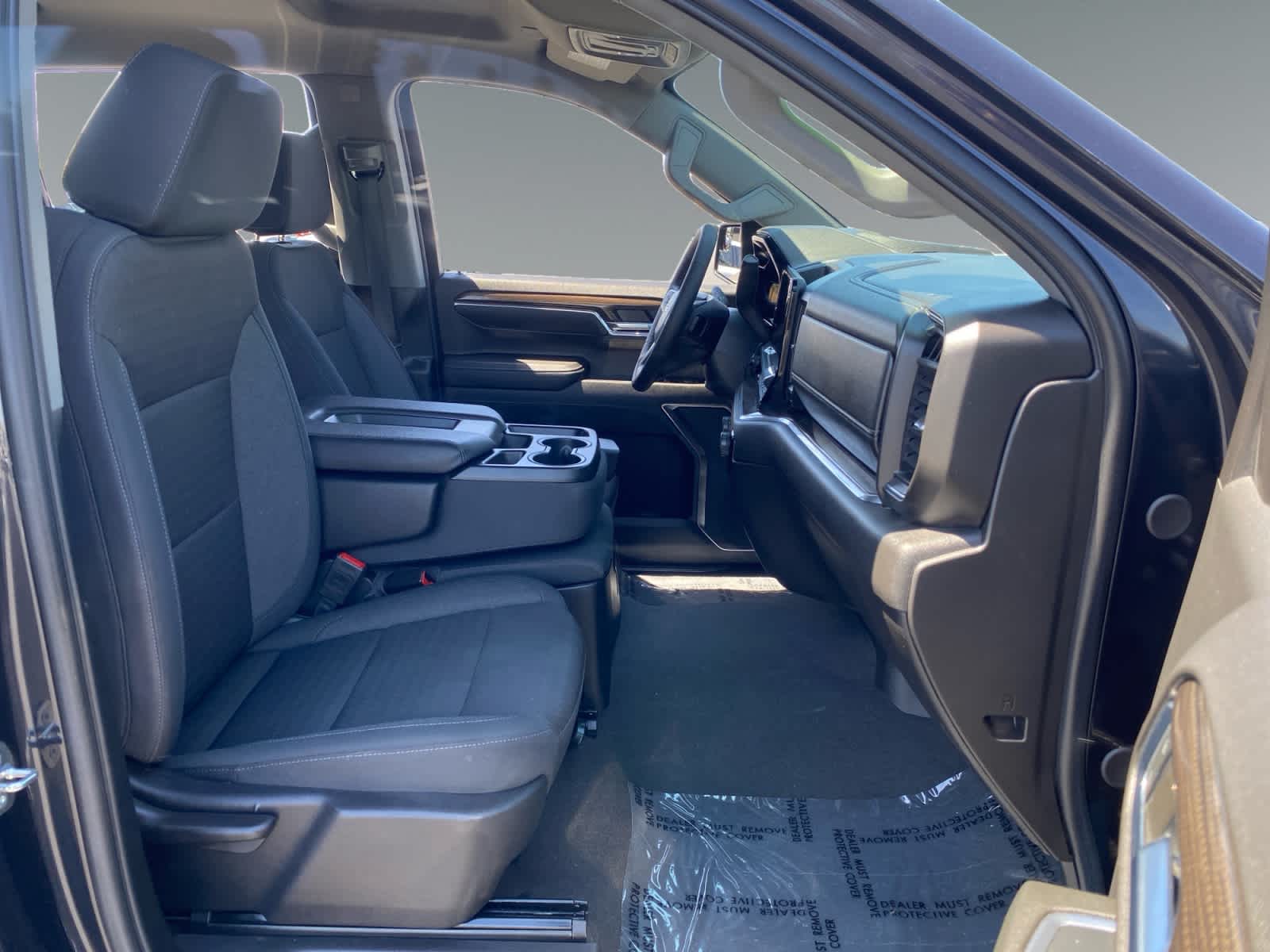 2024 Chevrolet Silverado 1500 LT - Photo 15