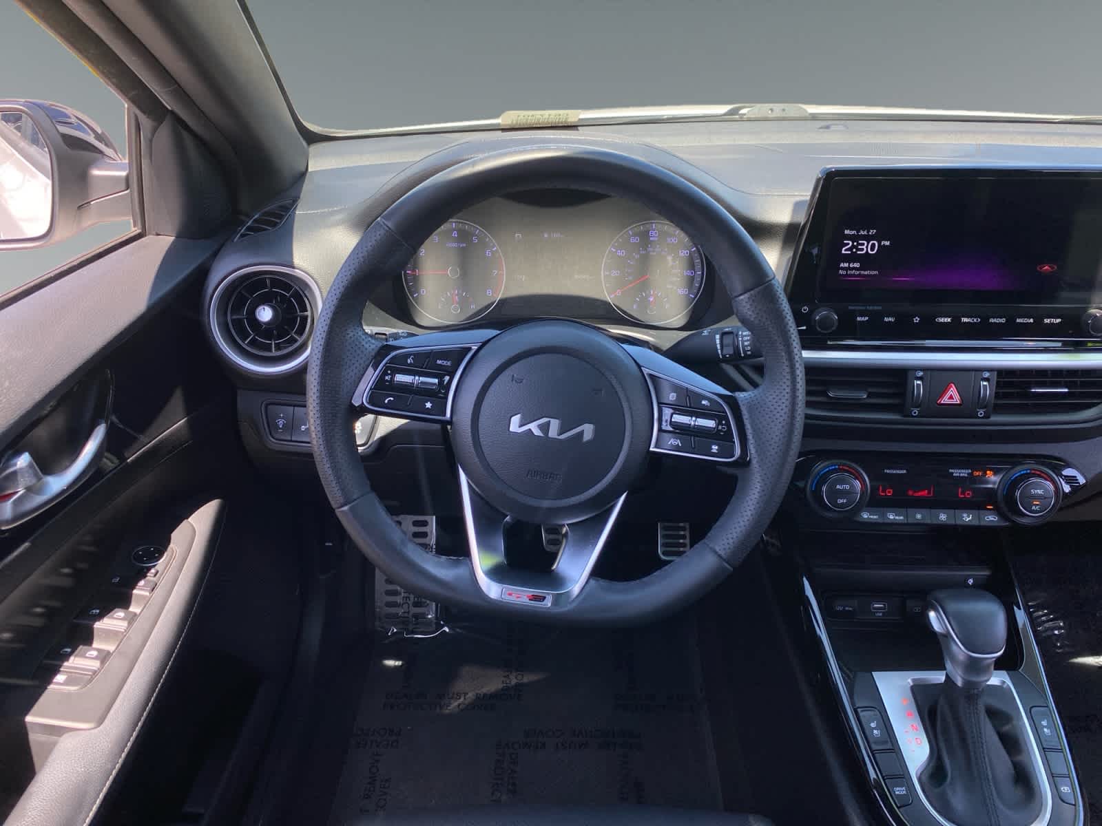 2023 Kia Forte GT-Line - Photo 12