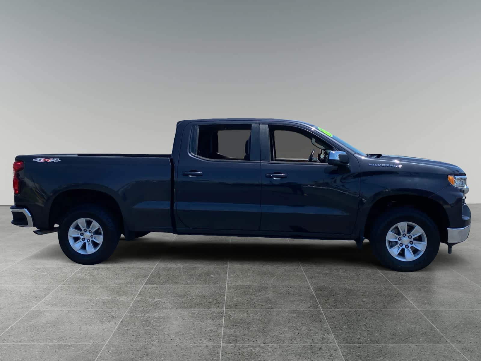 2023 Chevrolet Silverado 1500 LT - Photo 6