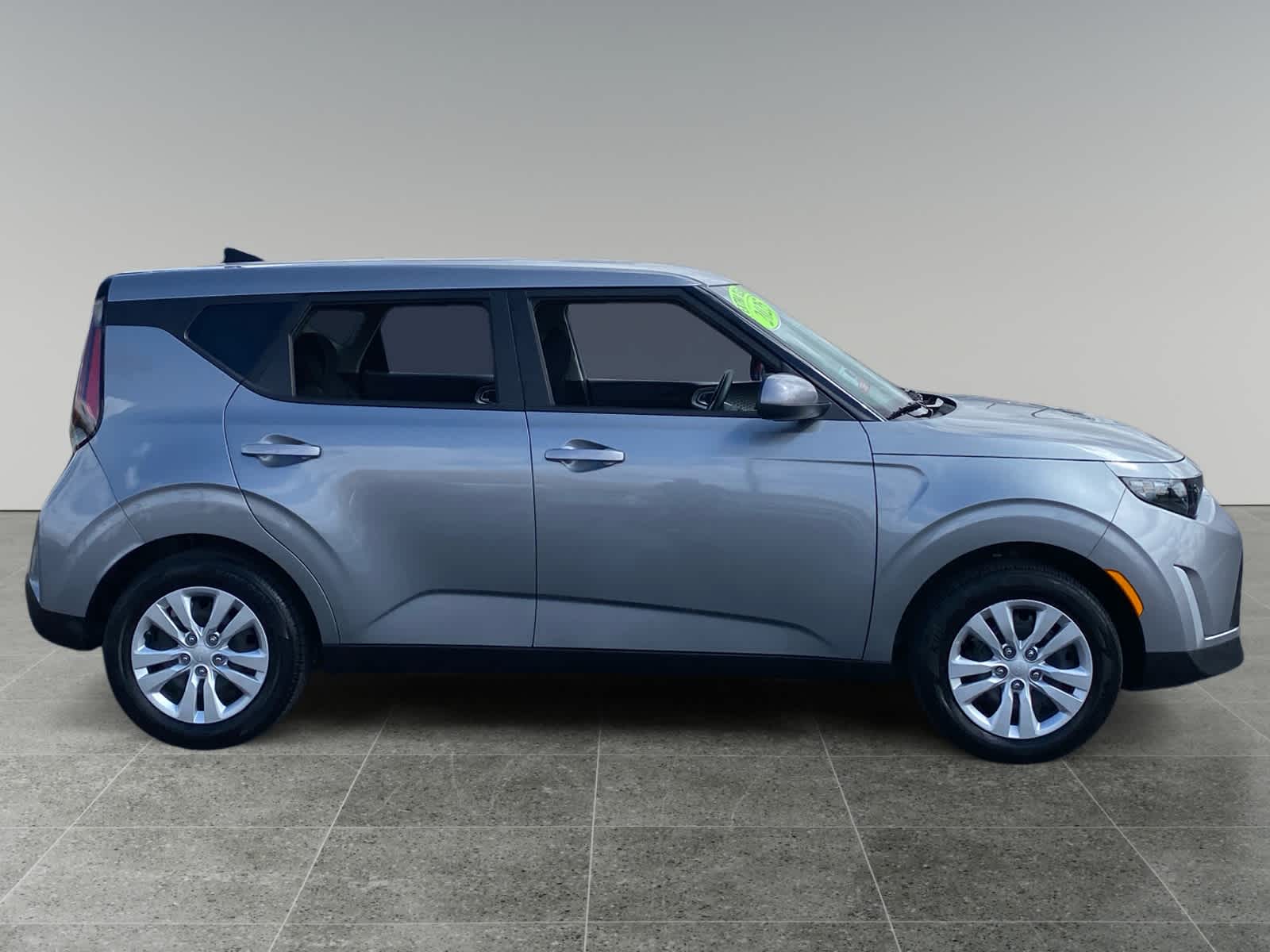 2025 Kia Soul LX - Photo 6