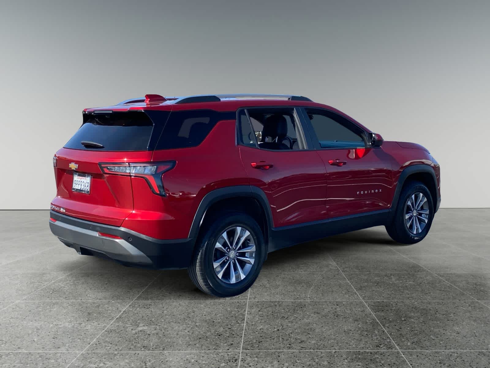 2025 Chevrolet Equinox LT photo 5