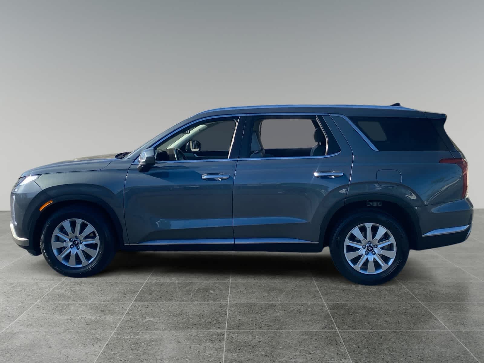 2024 Hyundai Palisade SEL photo 2