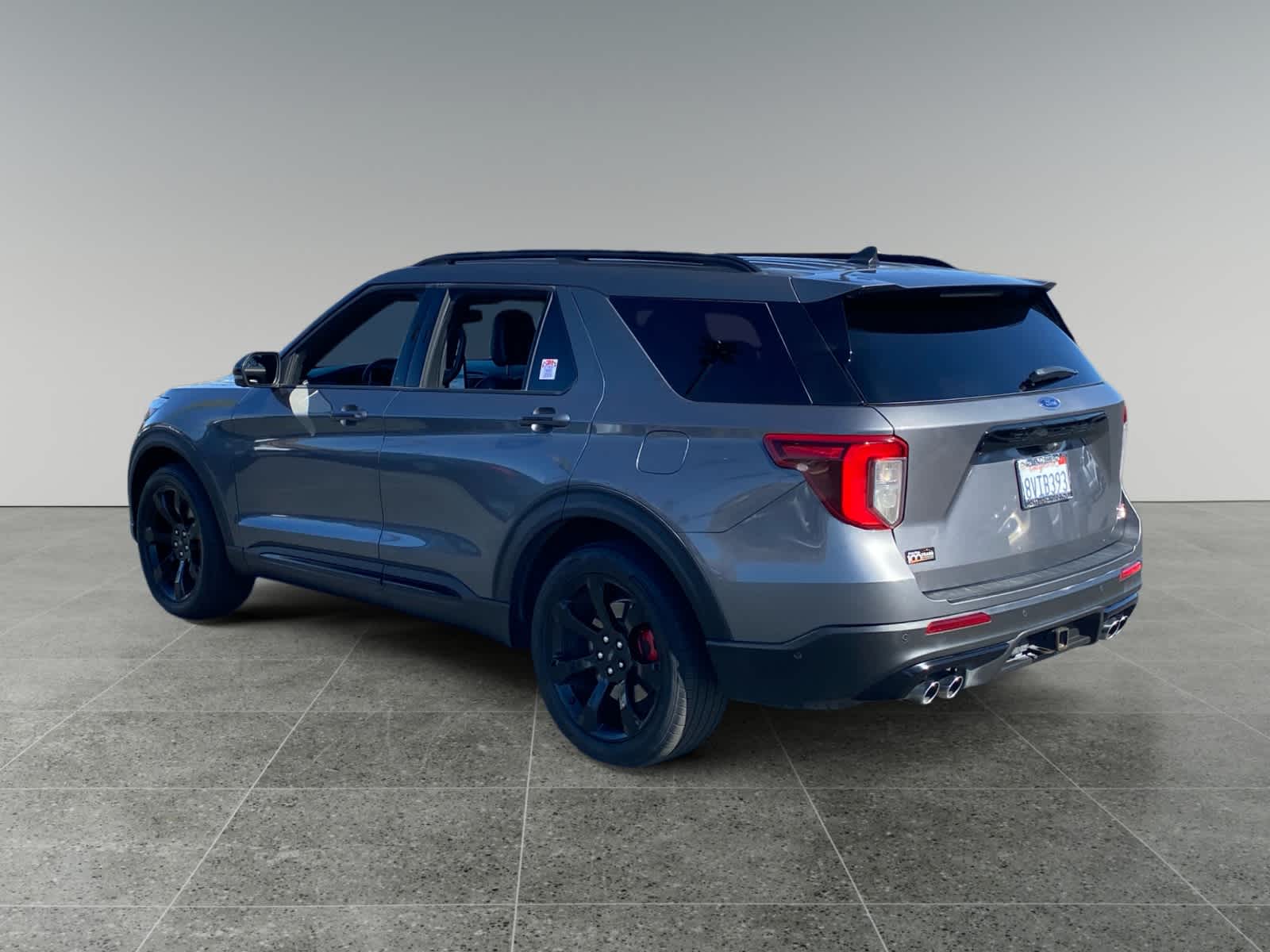 2021 Ford Explorer ST - Photo 3