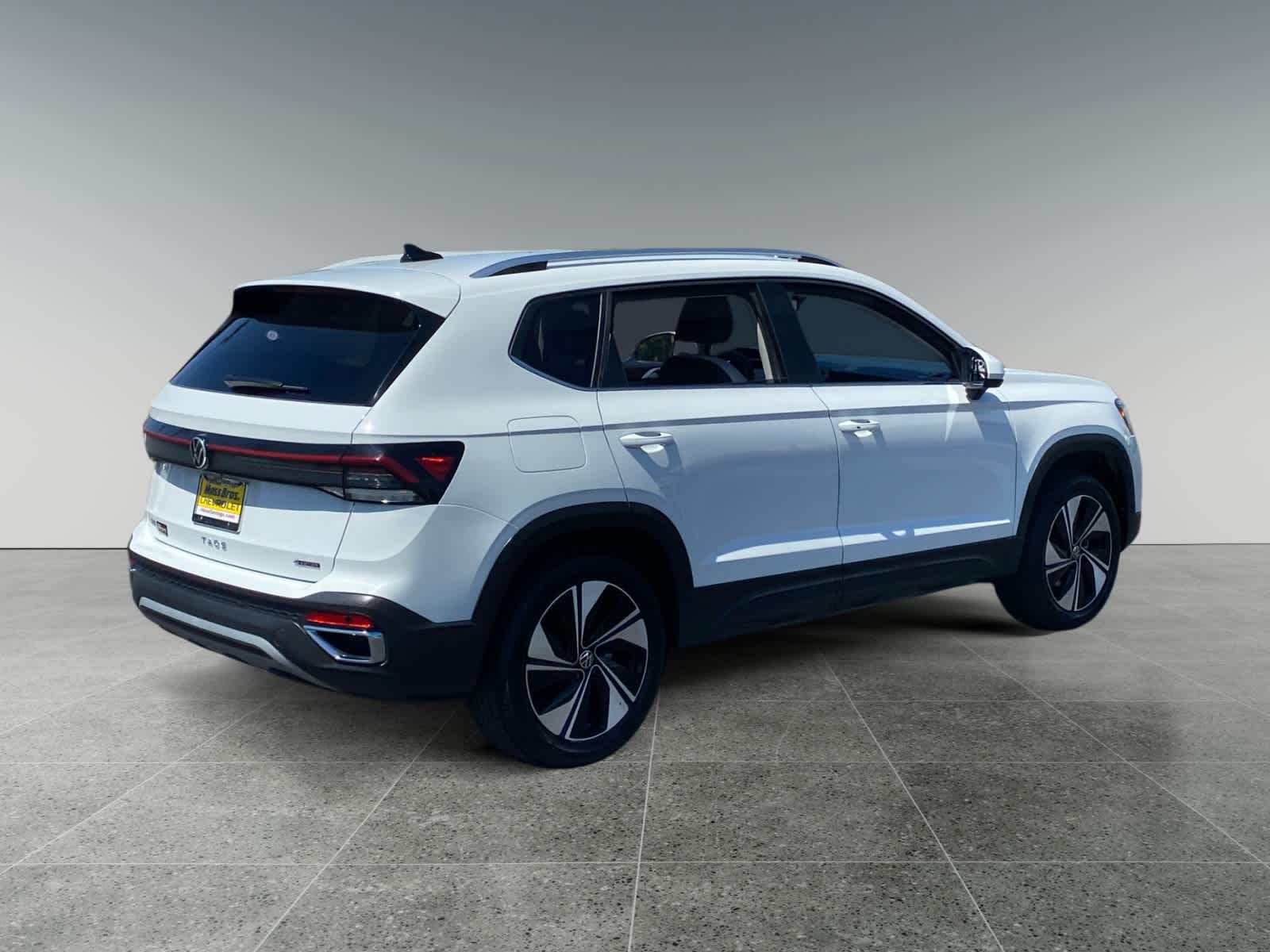 2025 Volkswagen Taos SE - Photo 5