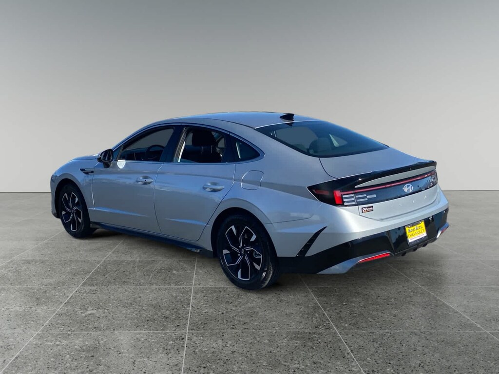 Used 2024 Hyundai Sonata SEL Sedan
