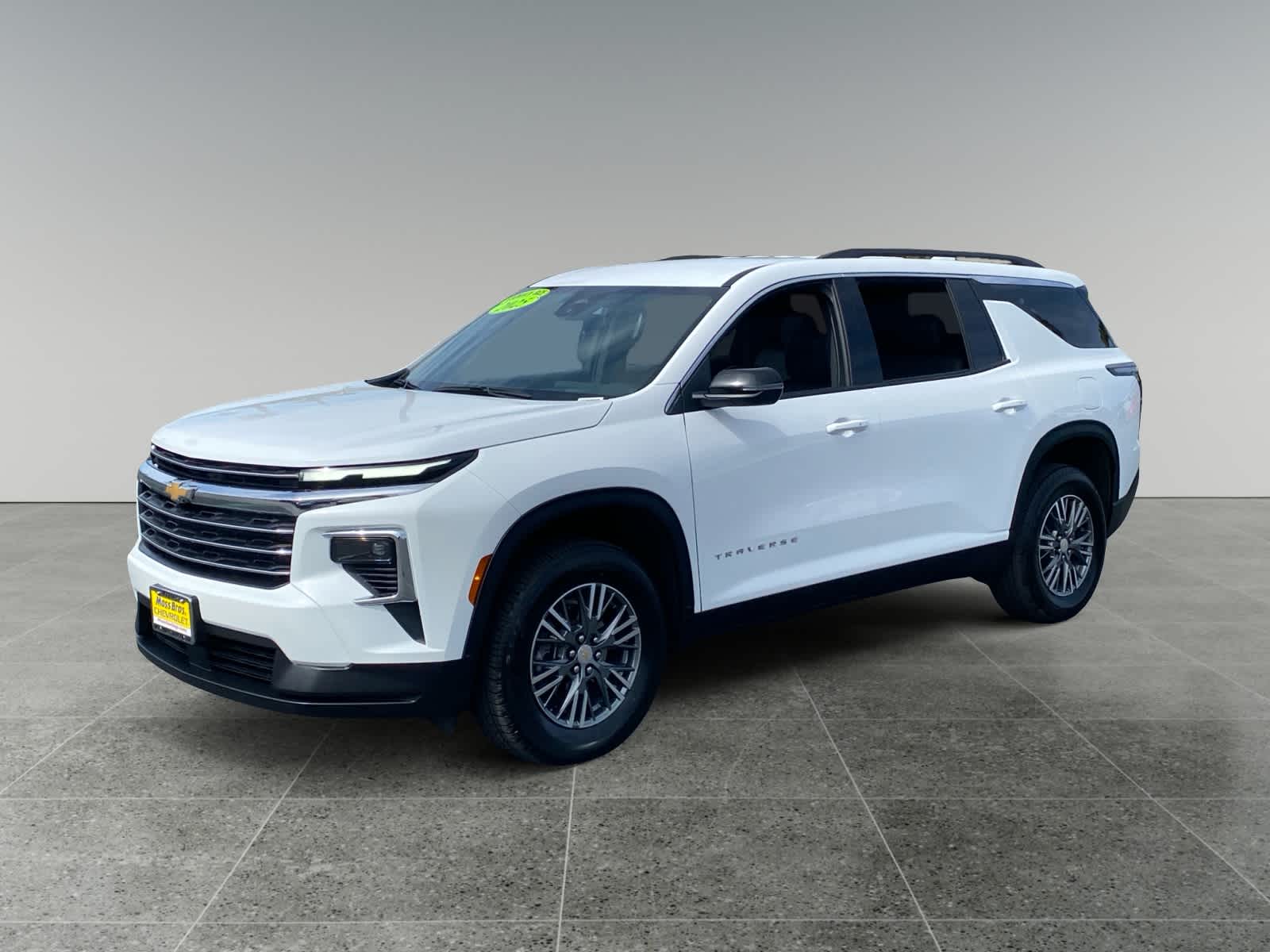 2025 Chevrolet Traverse FWD LT's photo