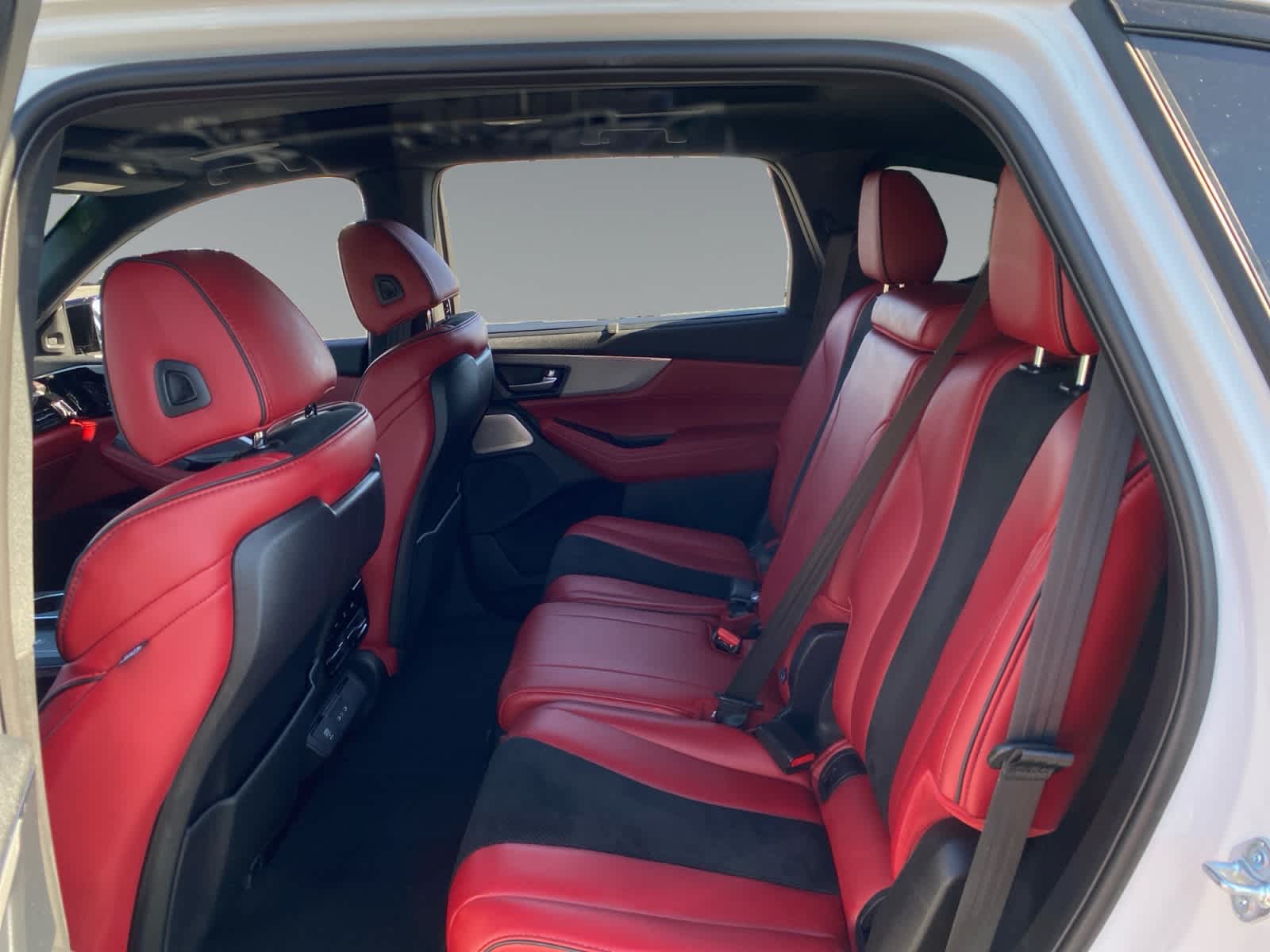 2025 Acura MDX A-Spec Package - Photo 13