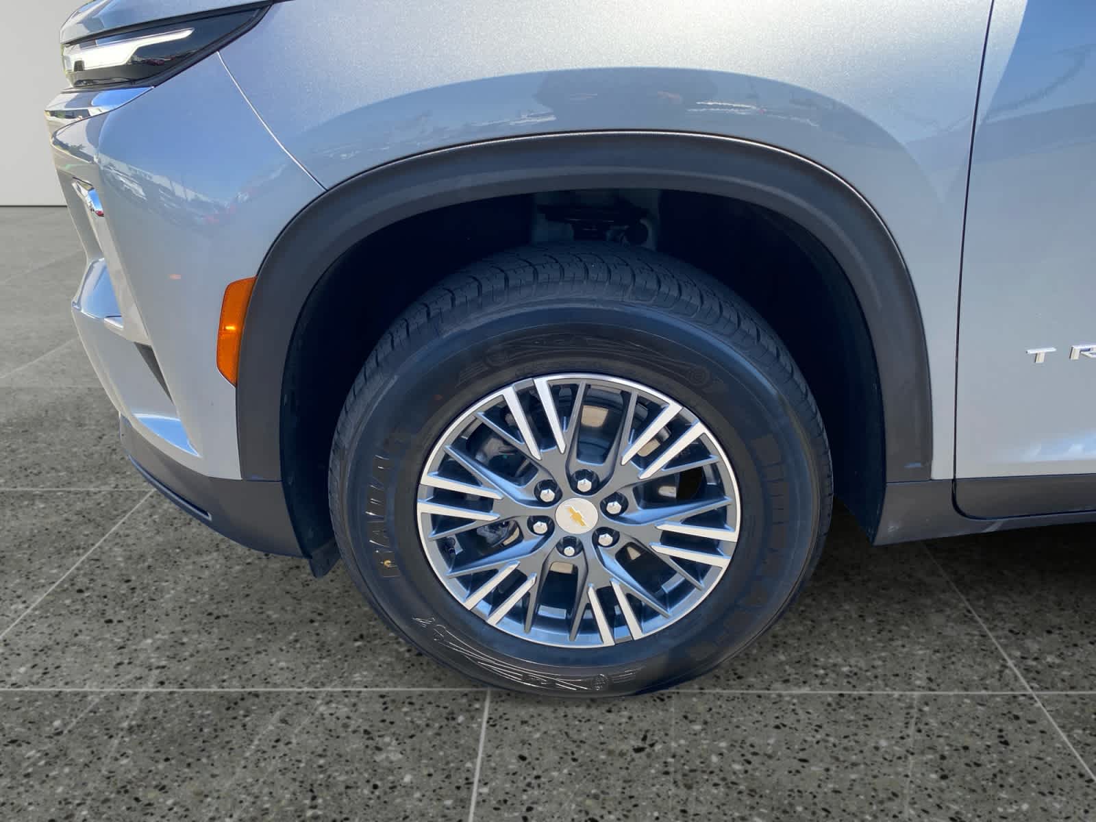 2025 Chevrolet Traverse LT - Photo 14
