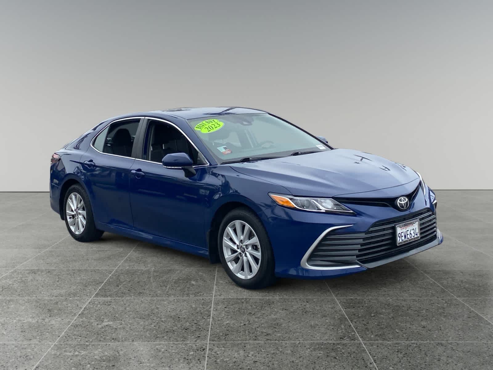 2023 Toyota Camry LE - Photo 7