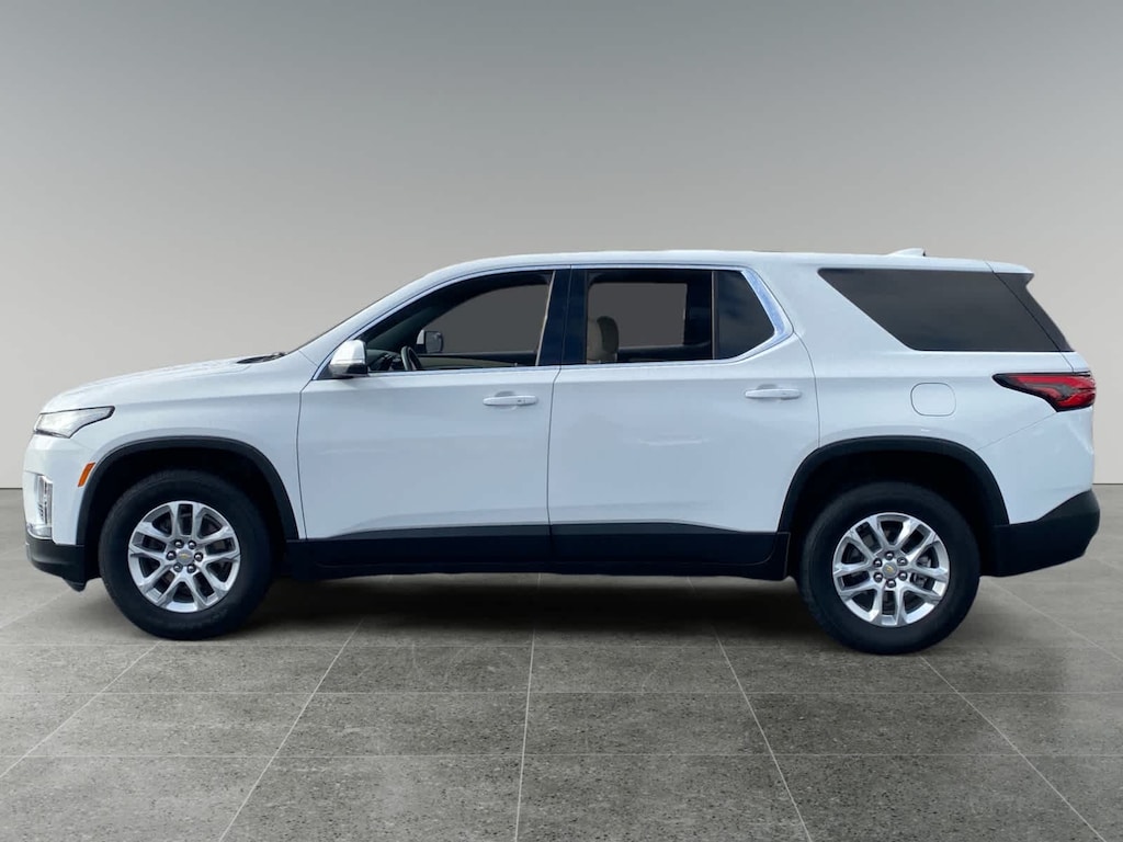 Used 2023 Chevrolet Traverse LS w/1LS SUV