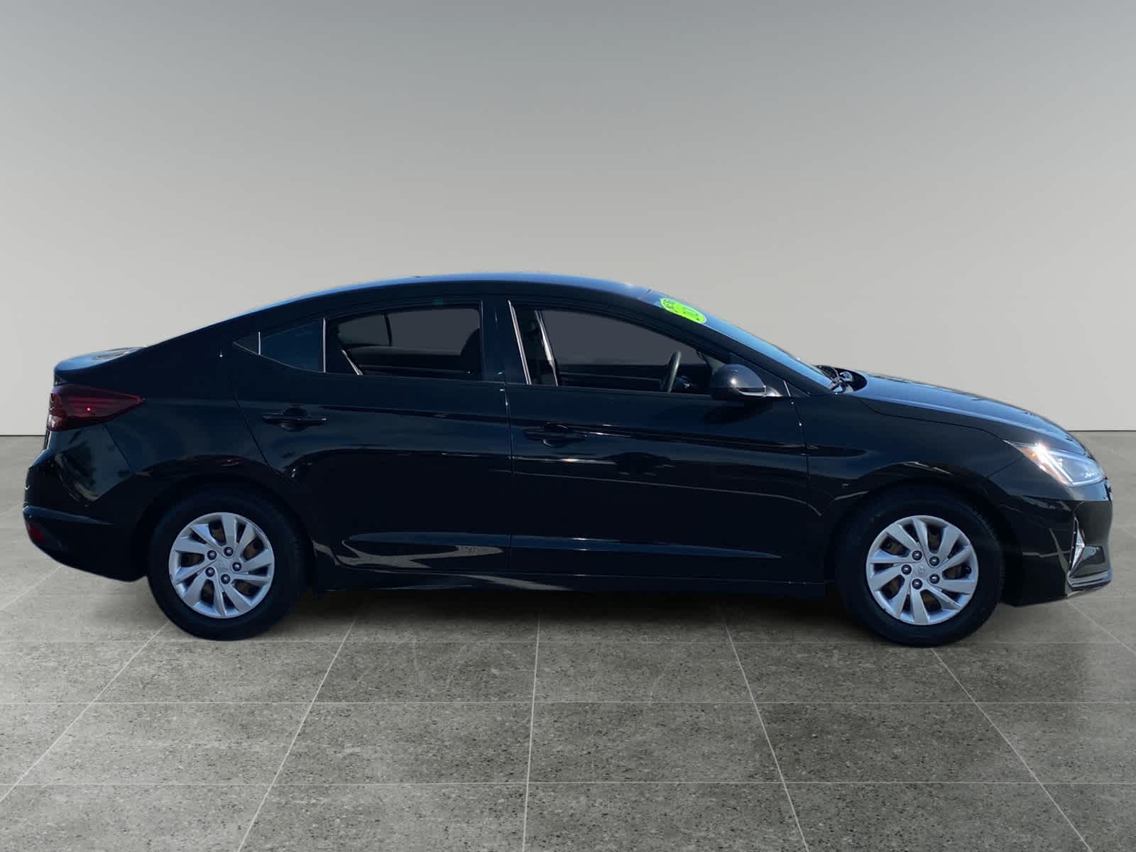 2020 Hyundai Elantra SE photo 6