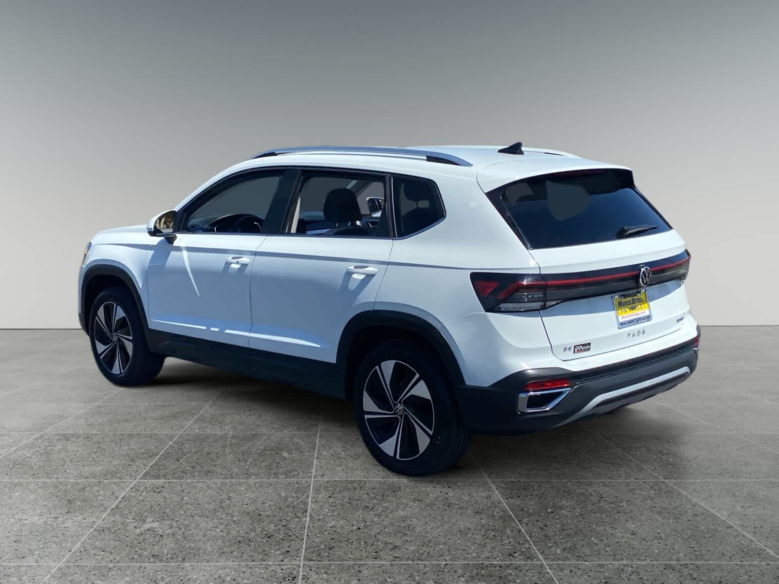 2025 Volkswagen Taos SE - Photo 3