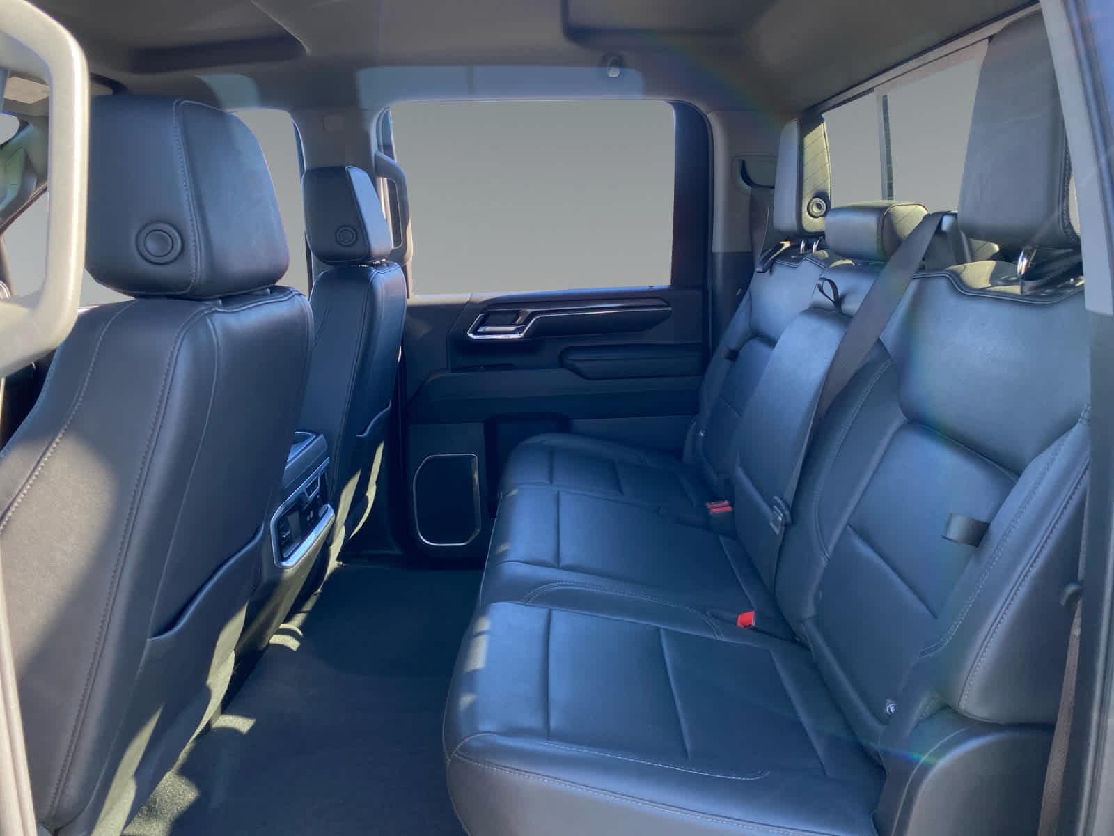 2024 Chevrolet Silverado 2500HD LTZ - Photo 13
