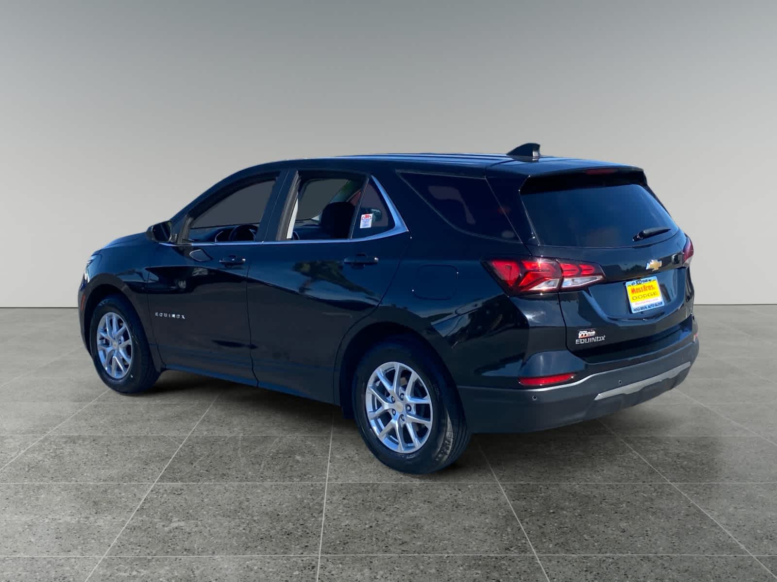 2024 Chevrolet Equinox LT w/1LT photo 3