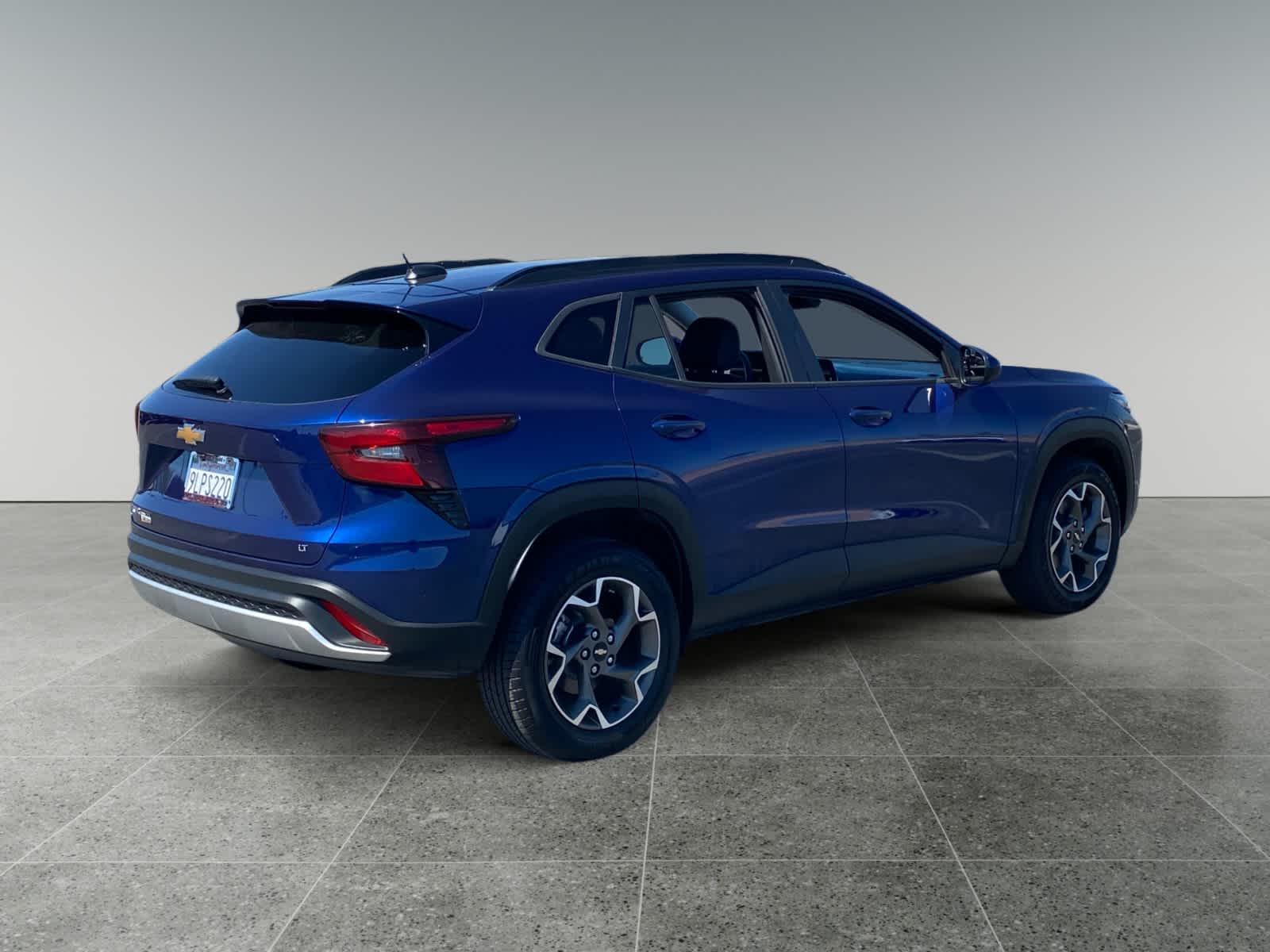 2024 Chevrolet Trax LT photo 5