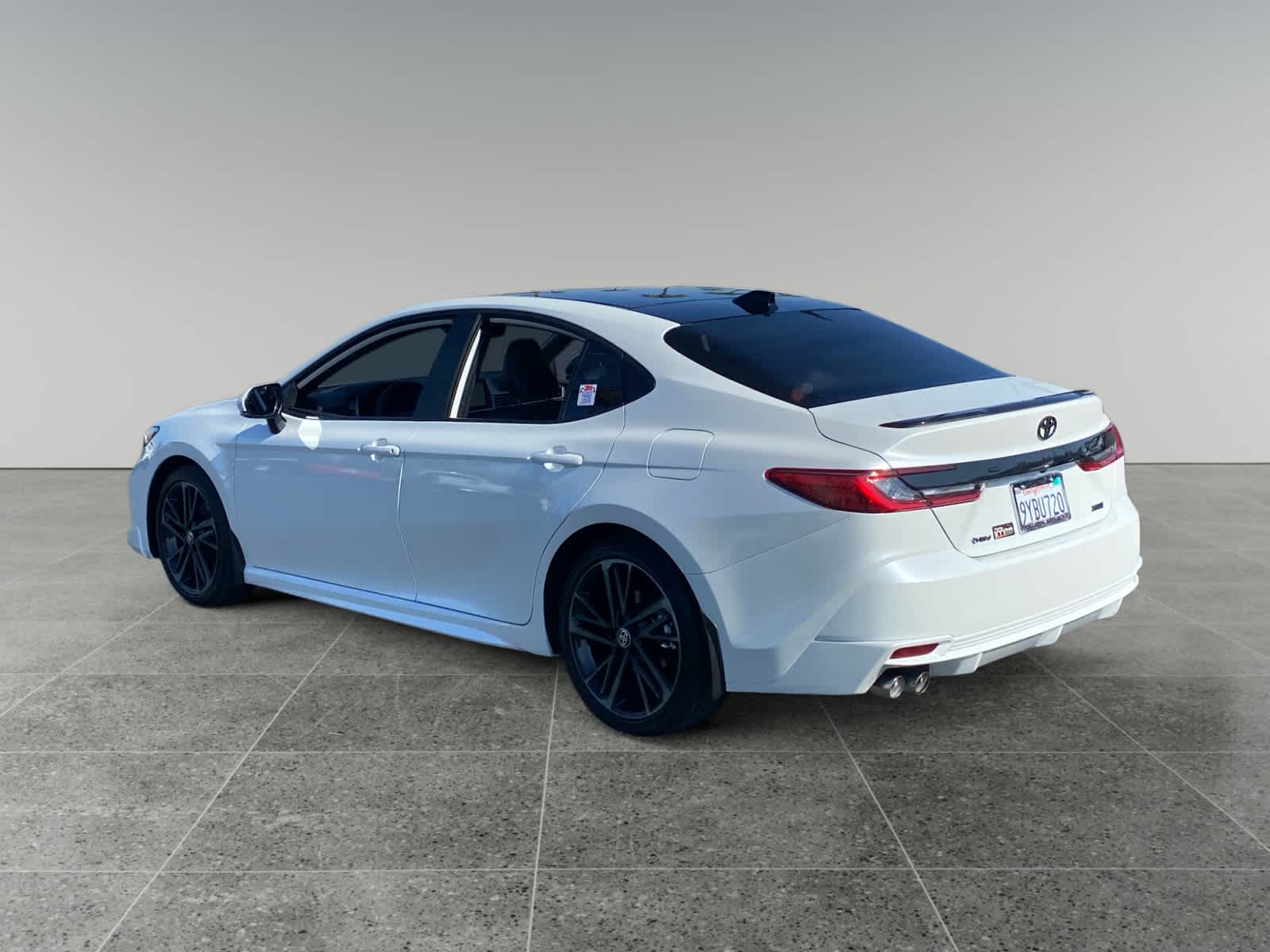 2026 Toyota Camry XSE - Photo 3