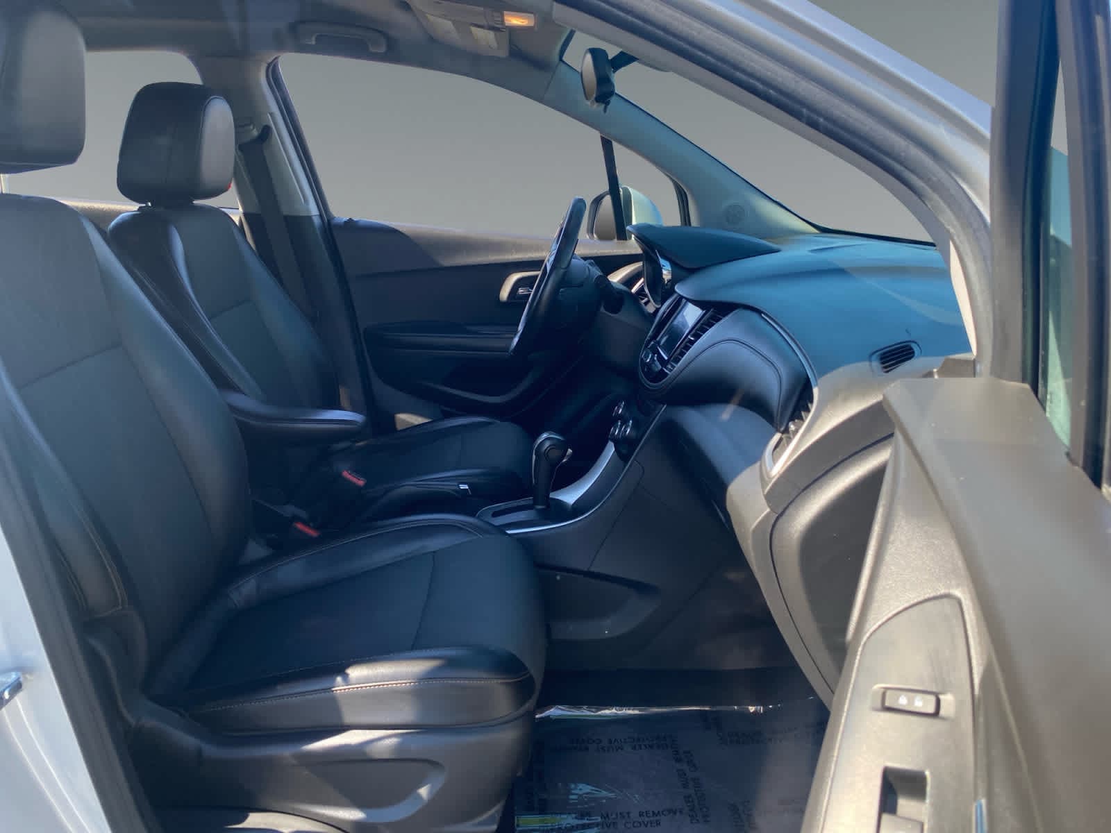 2022 Chevrolet Trax LT - Photo 15