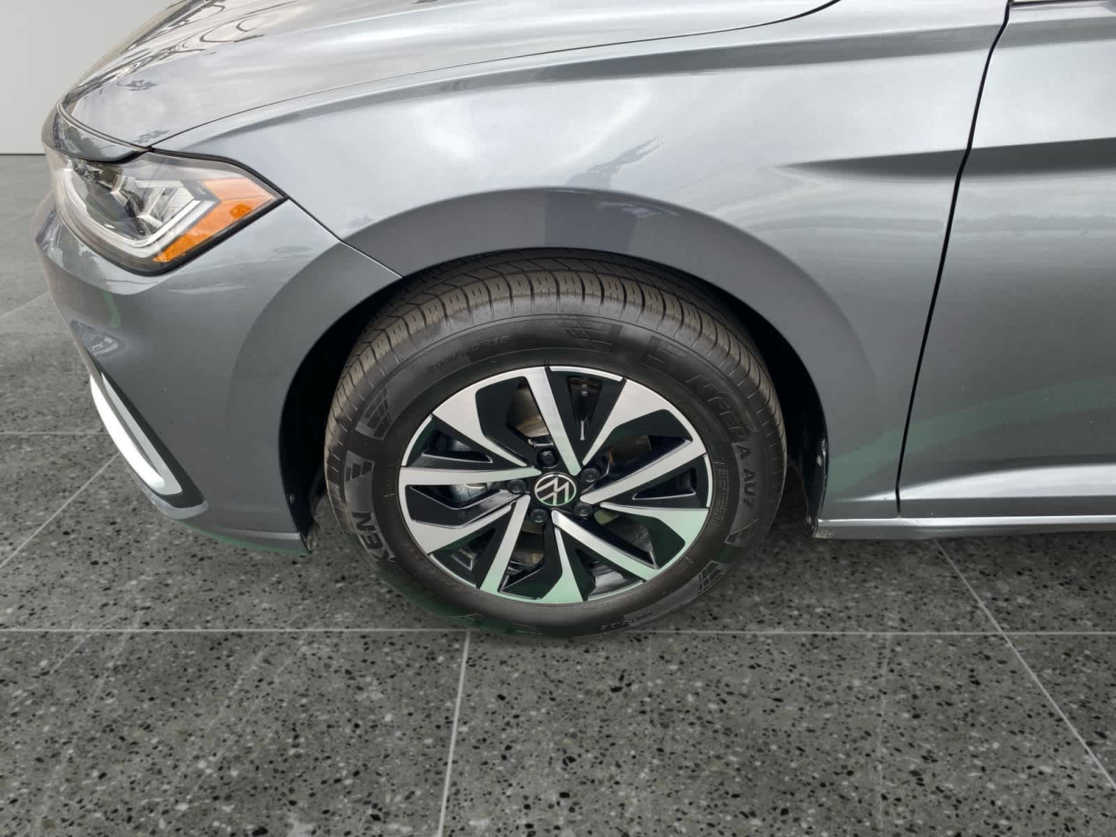 2025 Volkswagen Jetta S - Photo 14