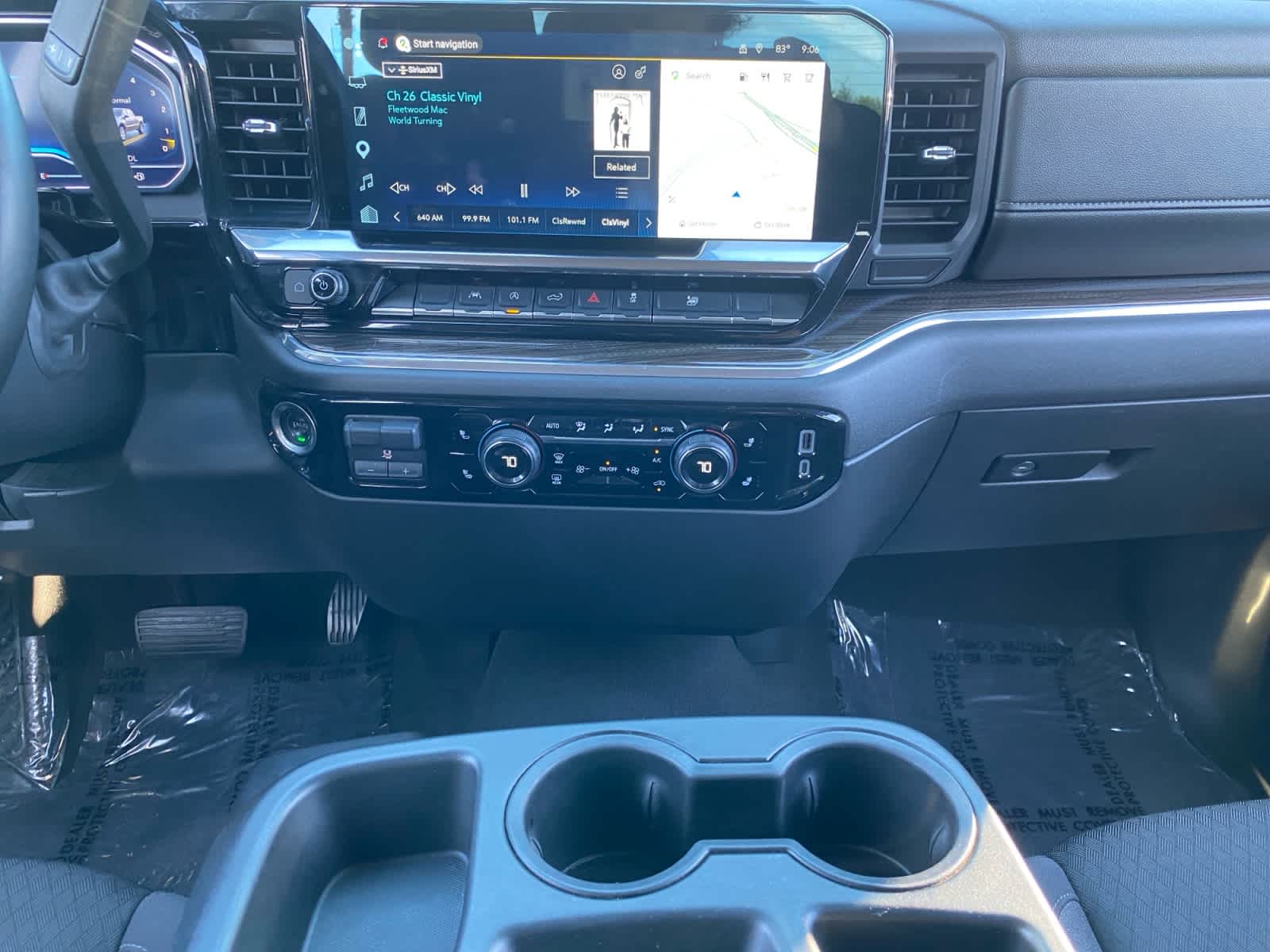 2025 Chevrolet Silverado 1500 LT - Photo 11